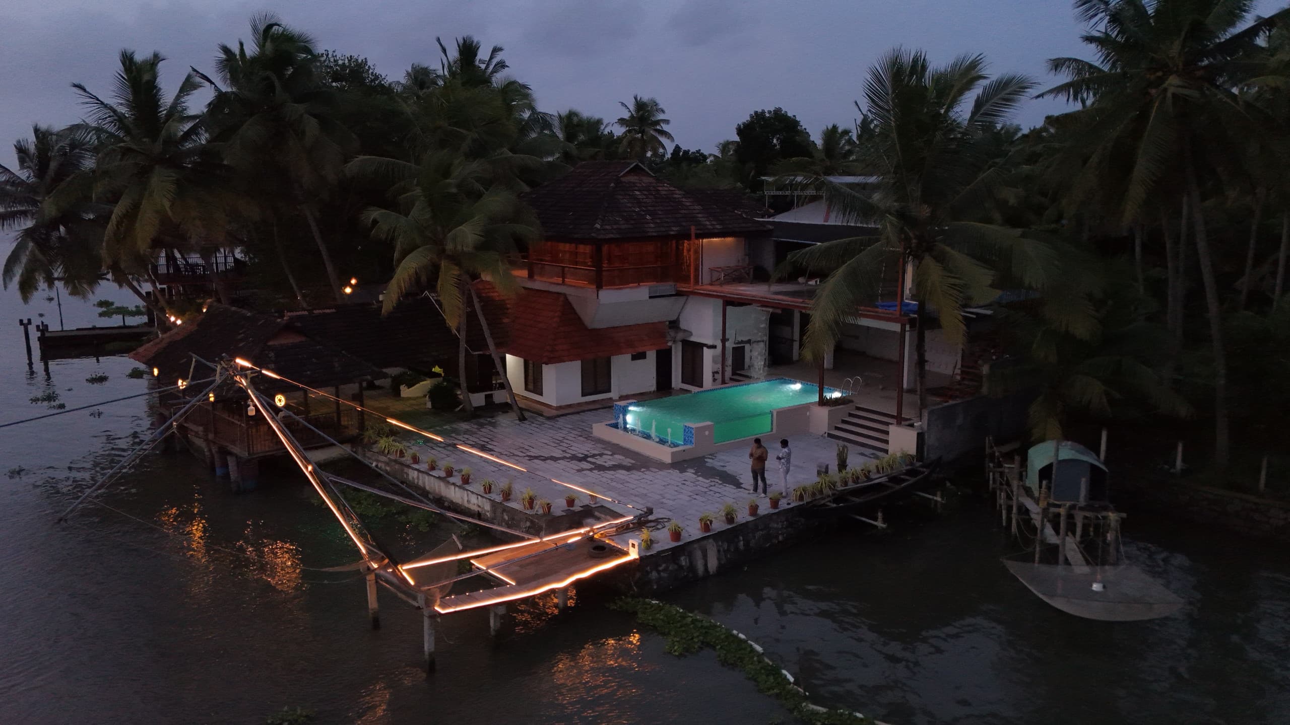 Serene Waters - Waterfront Villas with 2 Pools 20