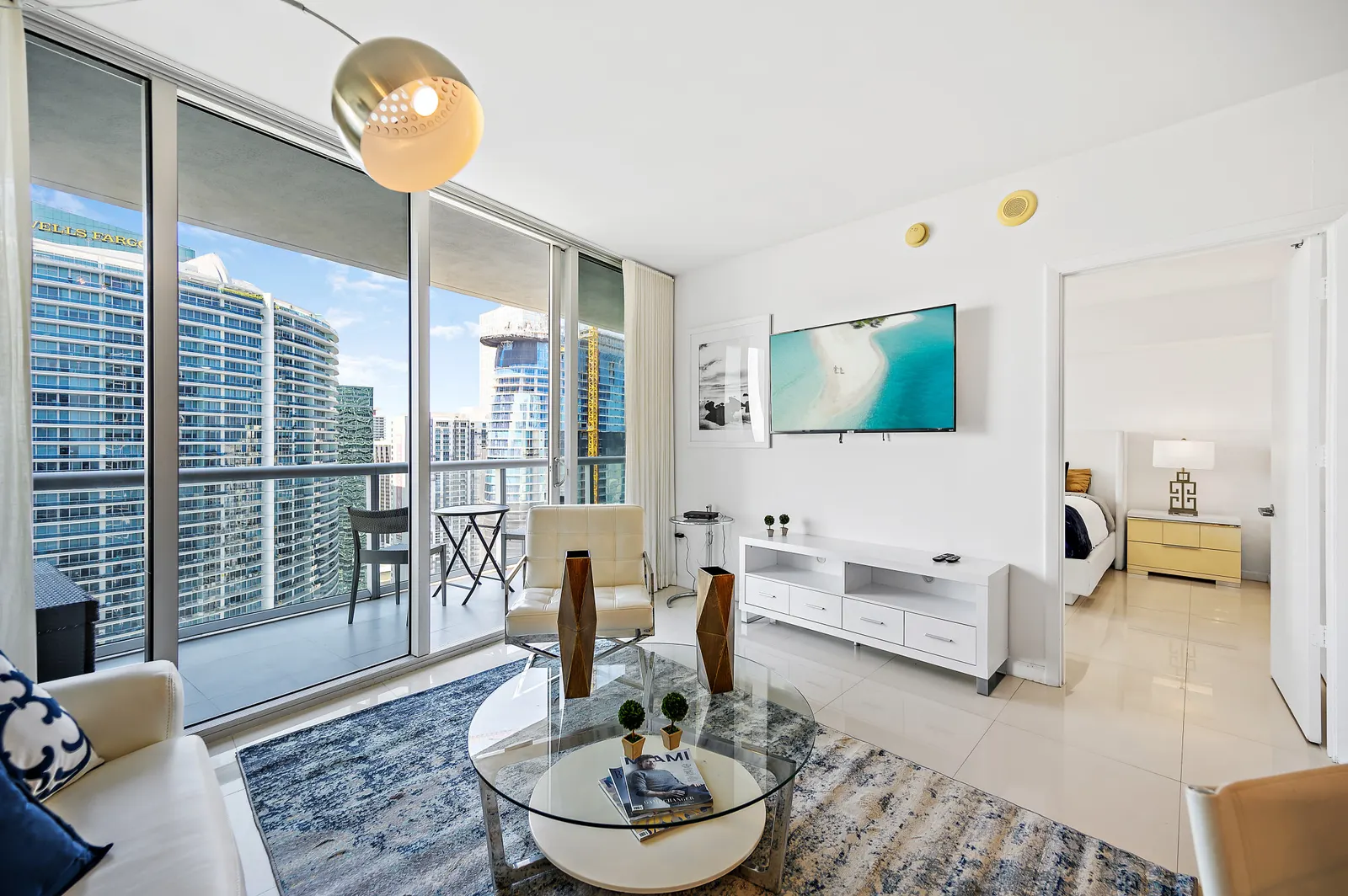 ★★Majestic High Rise Unit with view at W Hotel ★★ 9