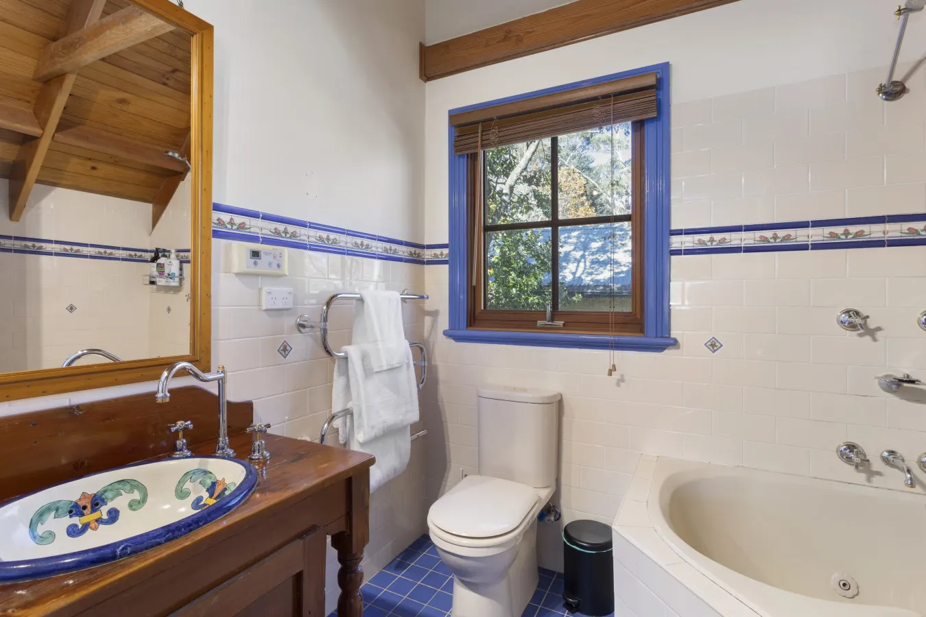 Leura Lodge 8