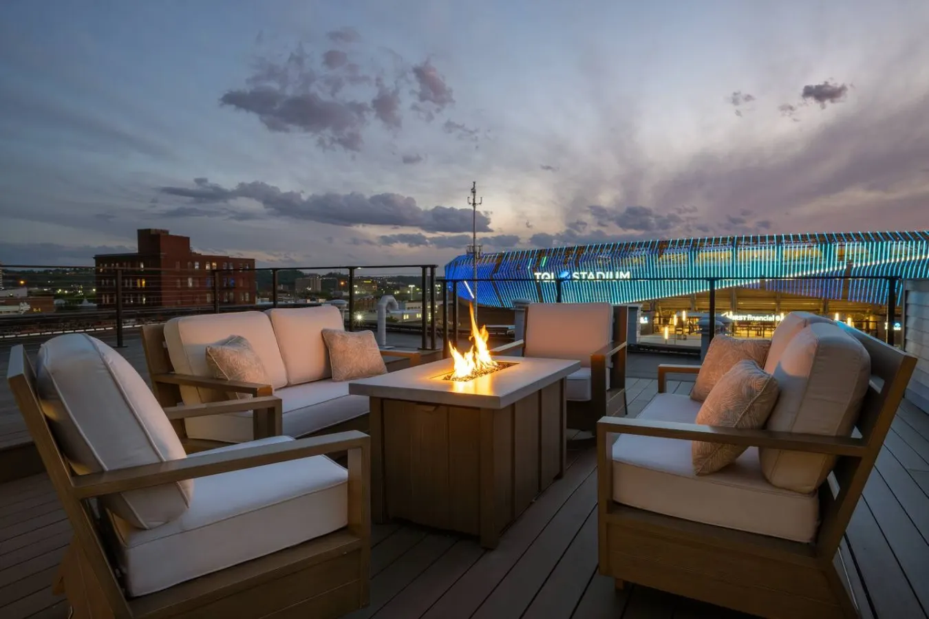 Luxury 6BR Retreat w Rooftop Deck at TQL Stadium 3