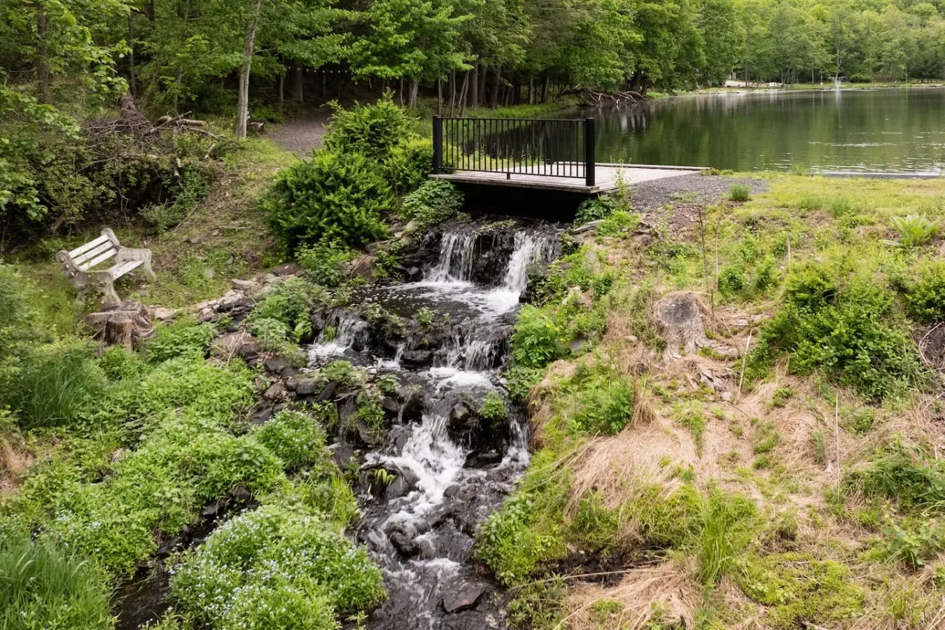 Leisure Lake Resort-Hot Tub, Paddle boats, Fishing 14