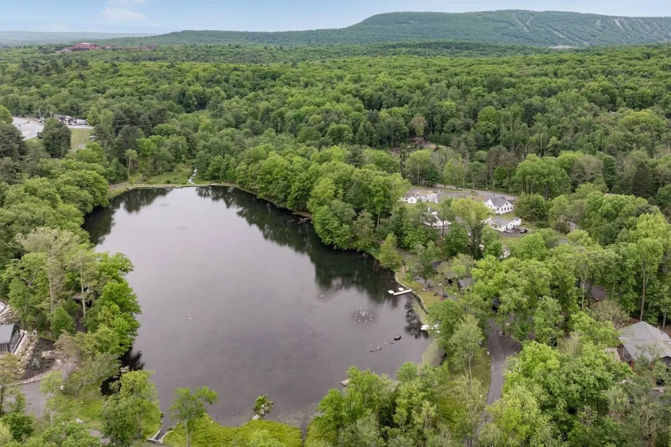 Leisure Lake Resort-Hot Tub, Paddle boats, Fishing 16