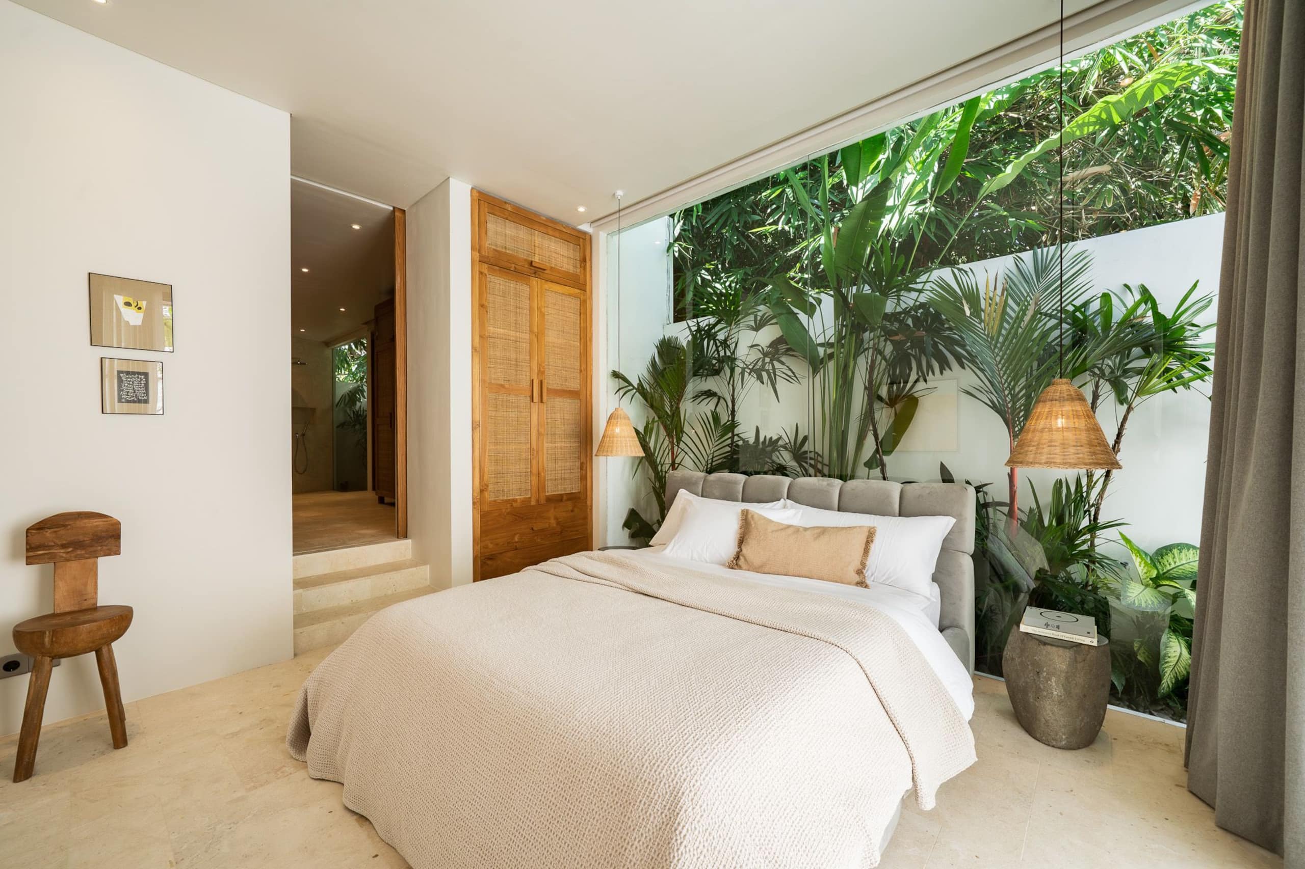 Stylish 1BR Pool Villa – 2 Min Walk to The Beach — photo 2