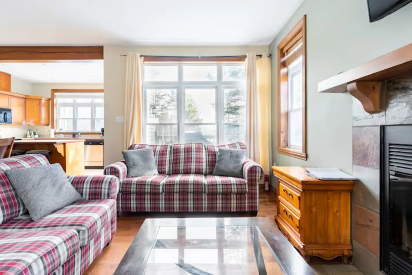 Serenity Peaks Lodge by InstantSuites-LaBete Golf 10