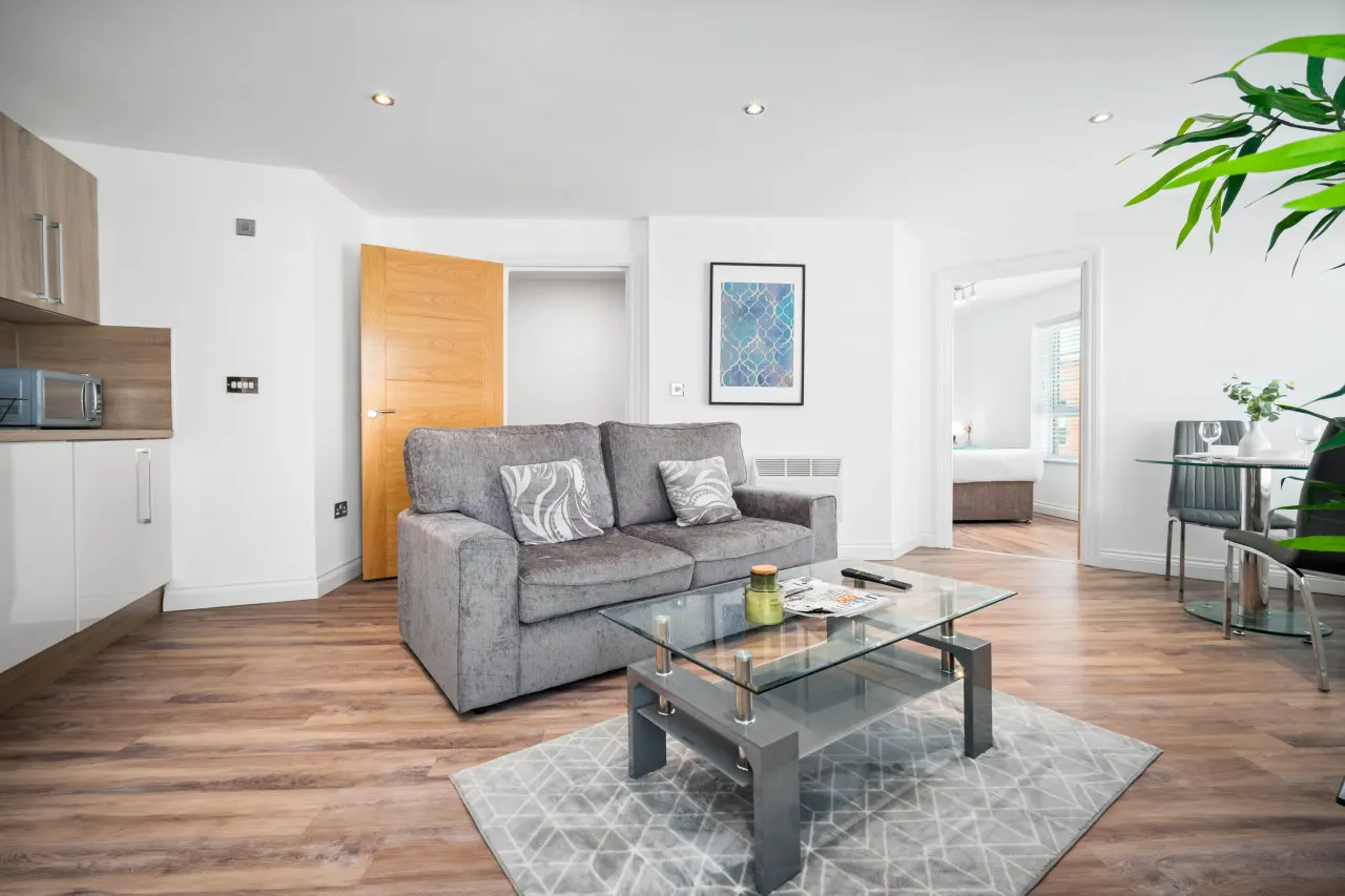 Stylish One Bed Apartment - Jewellery Quarter - Smart TV - WIFI 13