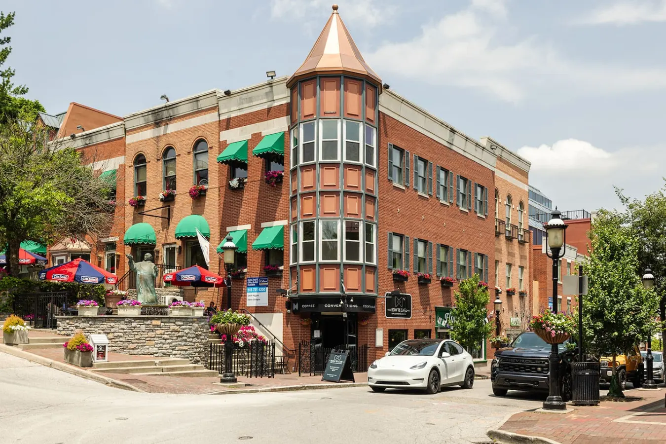 Charming Mt. Adams 1BR in Prime Location! 11