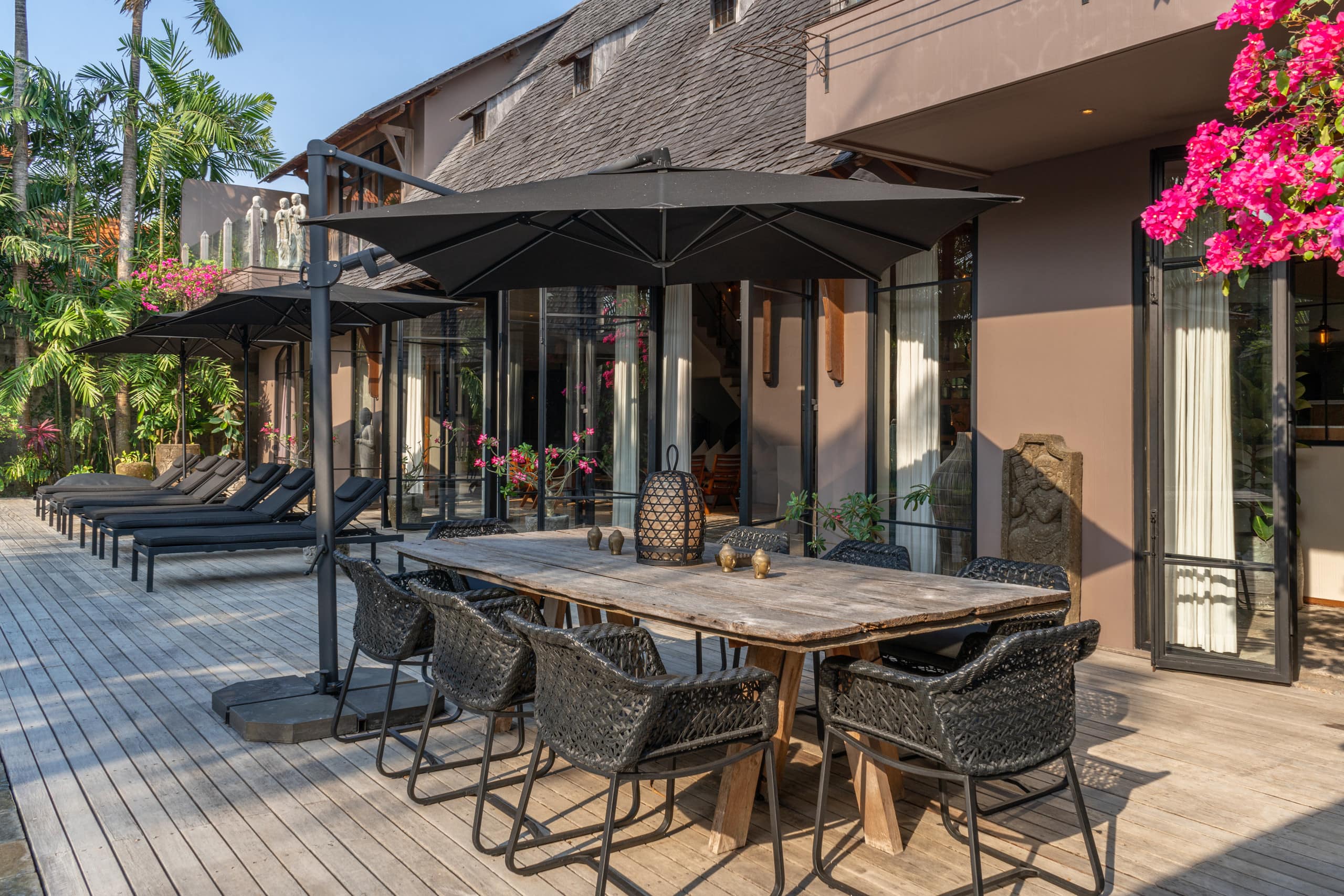 Luxury 5BR Villa with 20m Pool 19