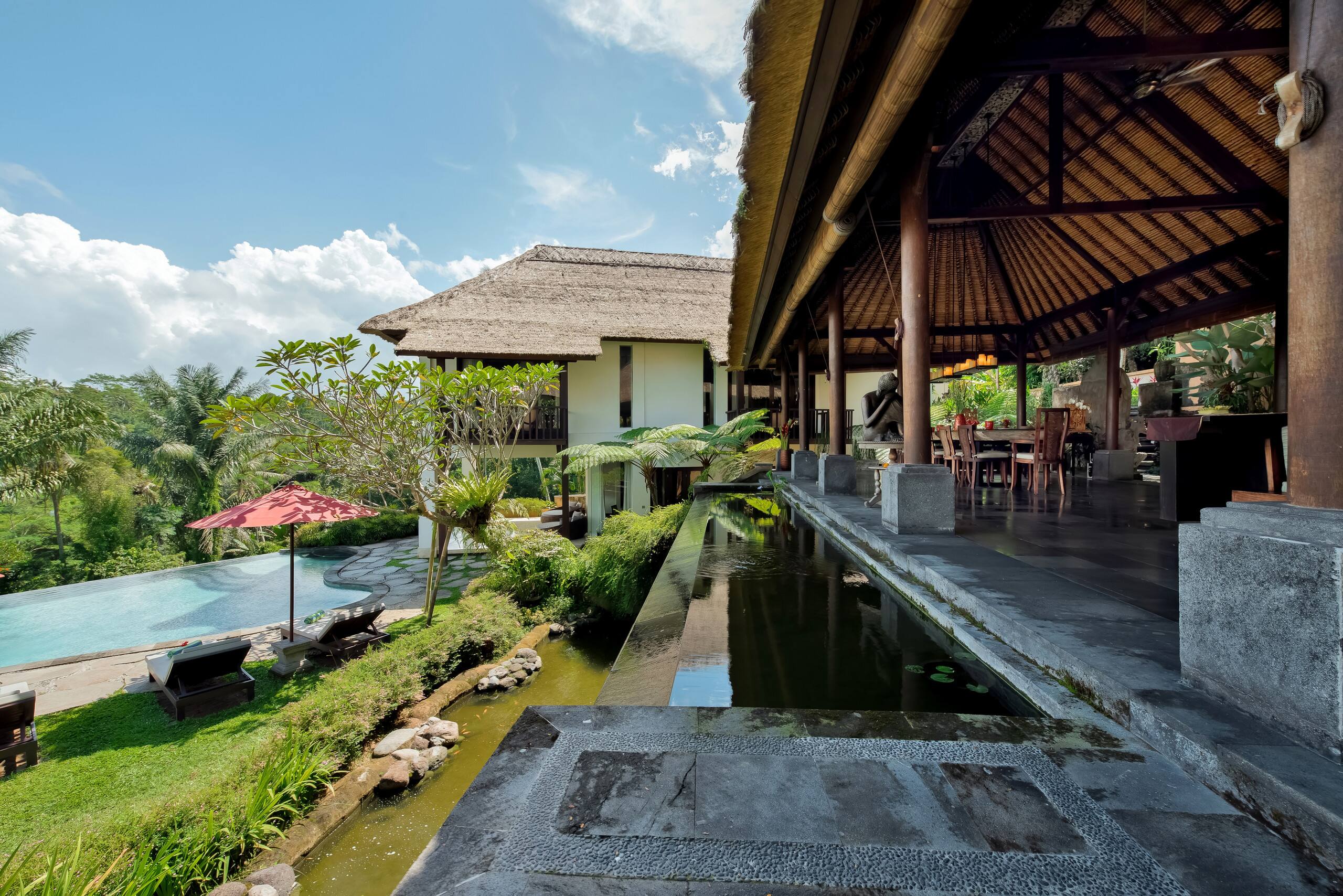7-Bedroom Villa with Infinity Pool & Jungle Views 11