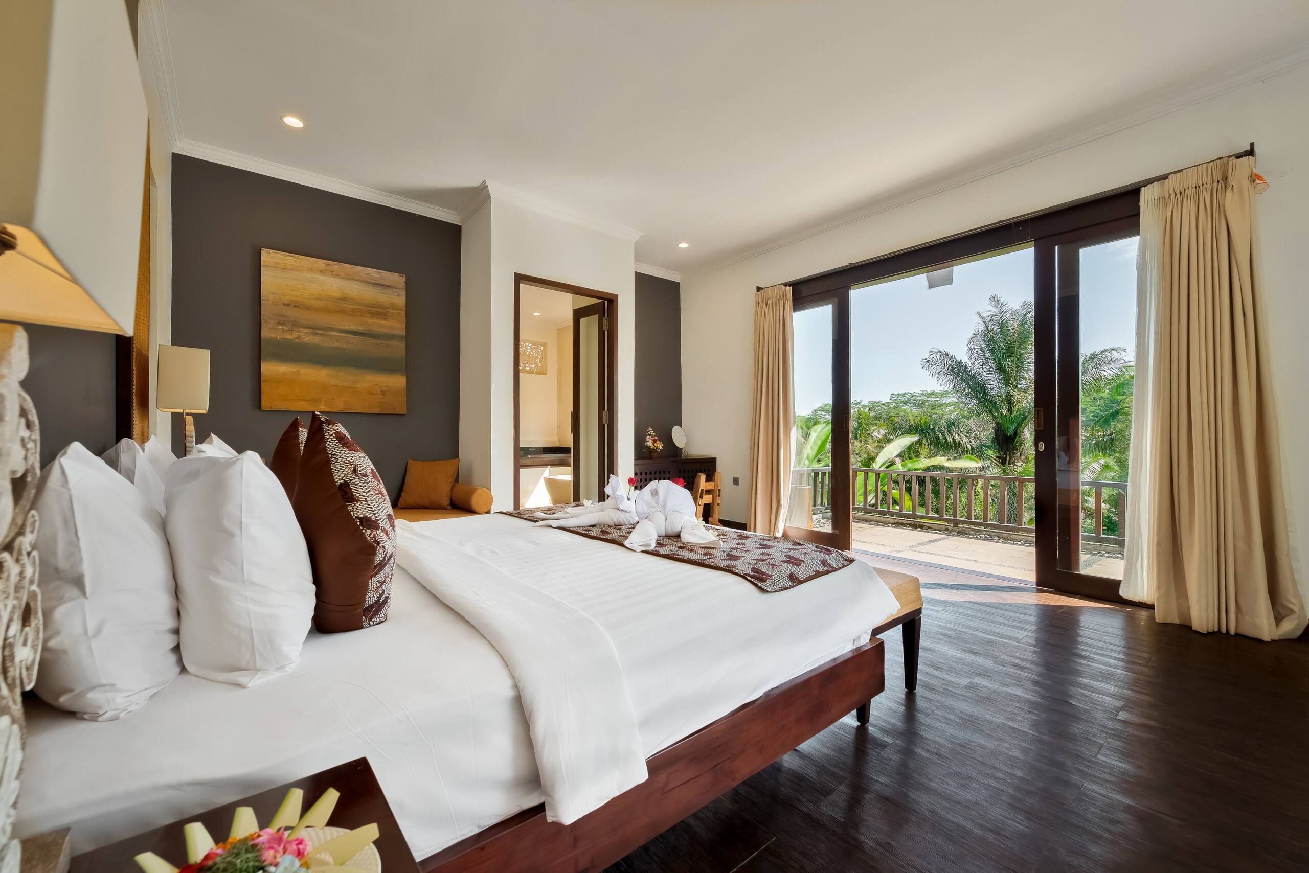 7-Bedroom Villa with Infinity Pool & Jungle Views 38