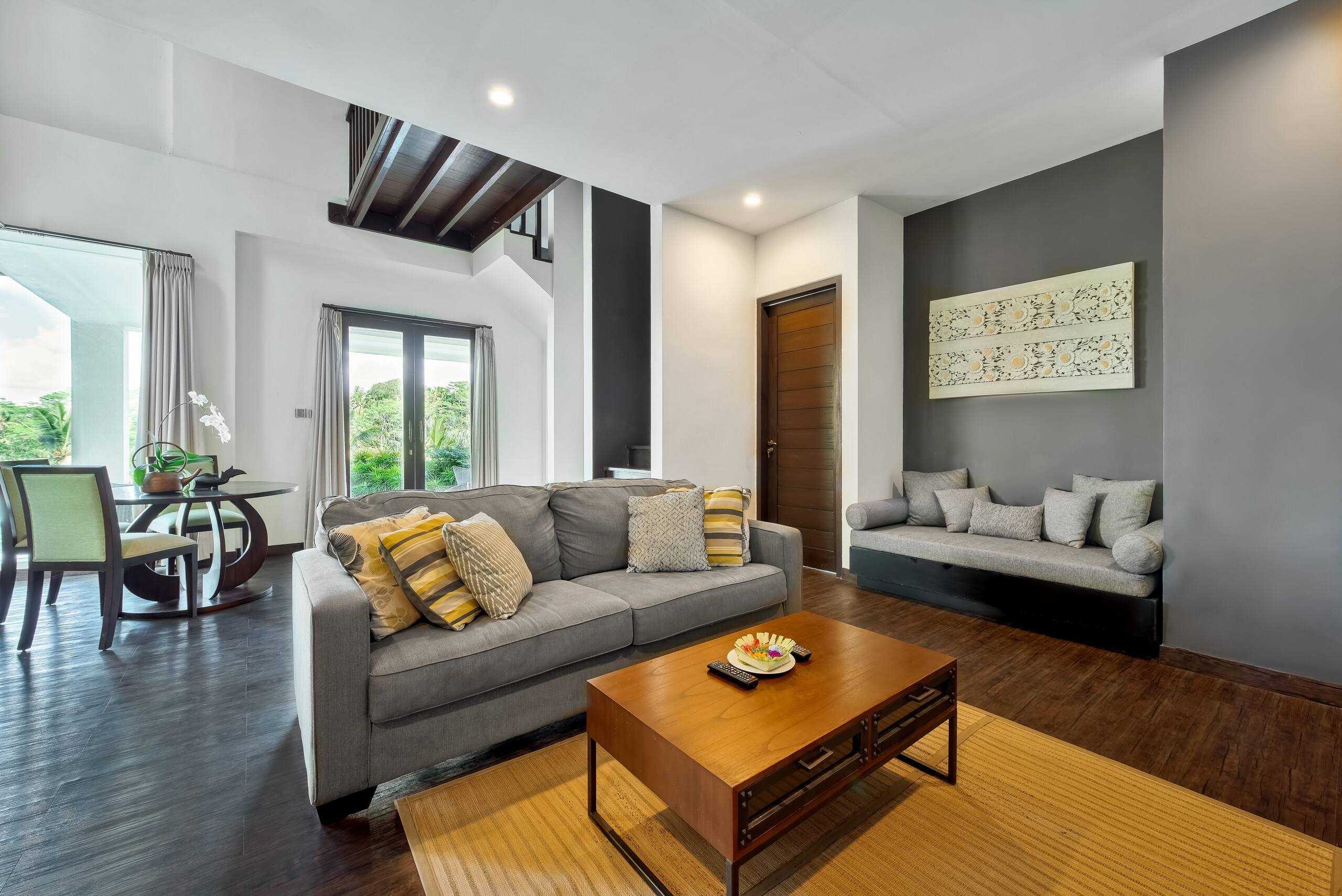 7-Bedroom Villa with Infinity Pool & Jungle Views 16