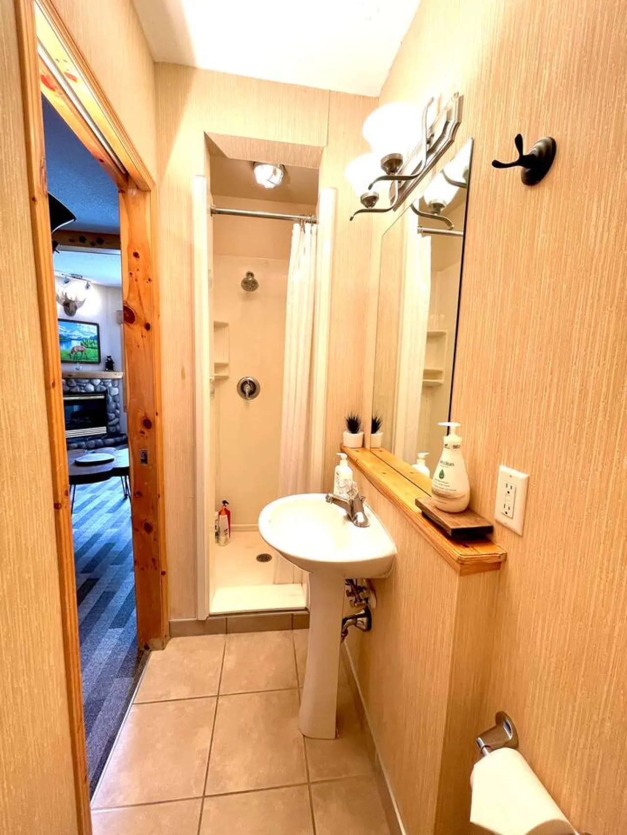 Banff Wood Lodge- Mtnview Chalet Townhouse 7ppl 2