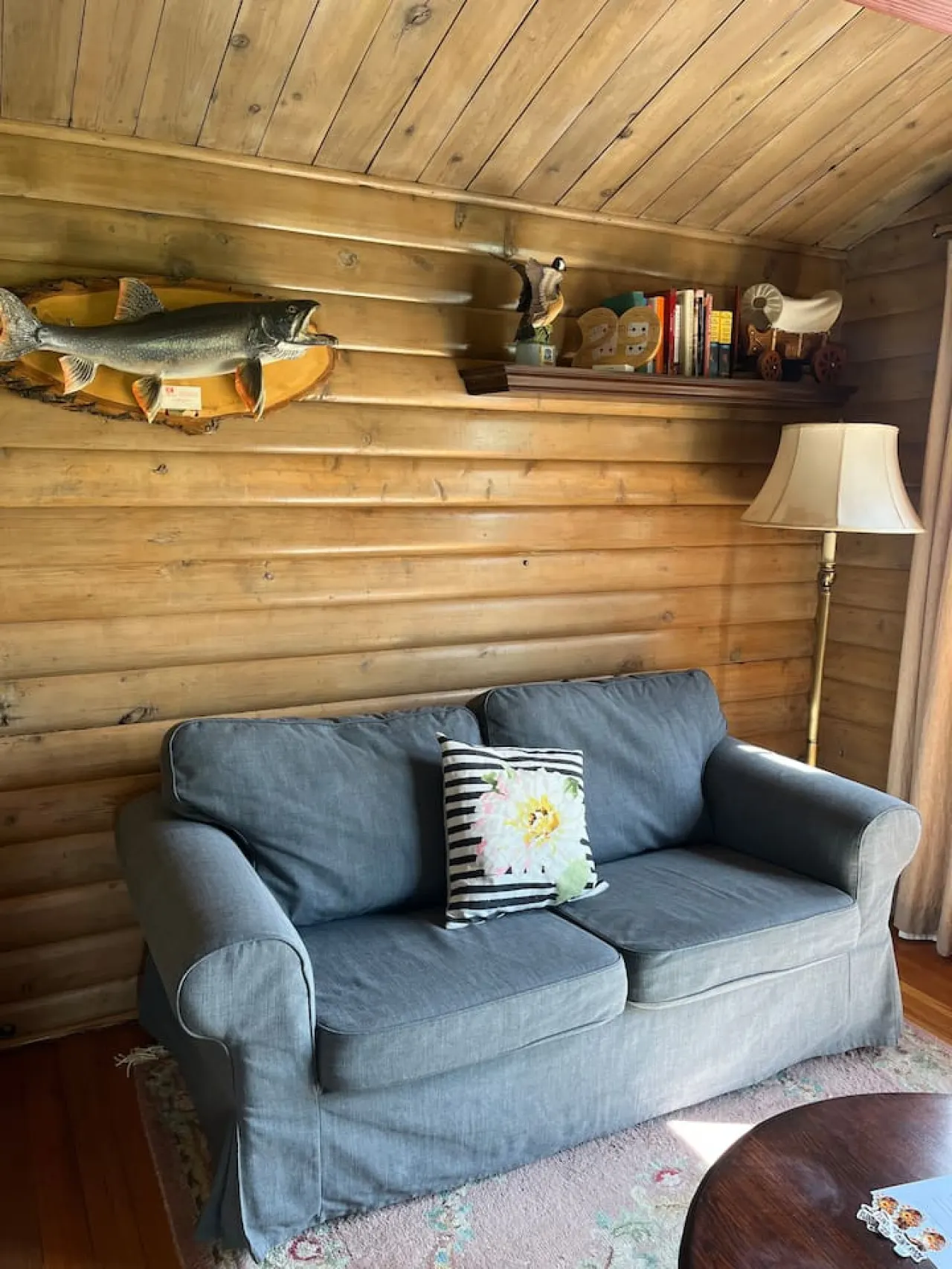 Flint Rock Ranch: Cabin, Deck, Fire Pit, Hottub 13