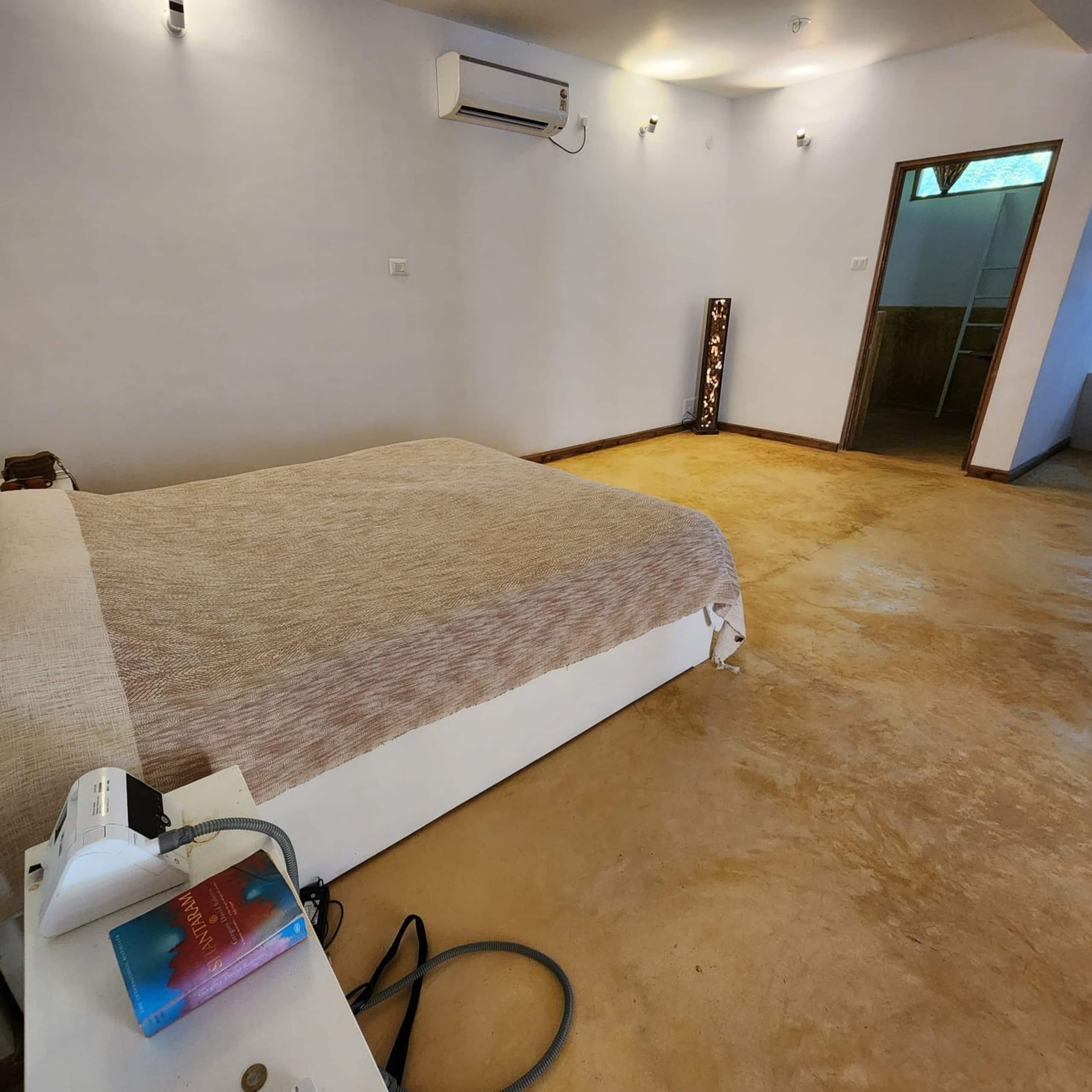 The Be Here Now Ashram 11