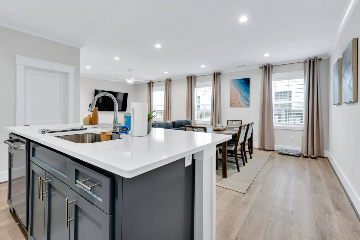 ViBe District 4BR Pet Friendly + 30+ Nights 19