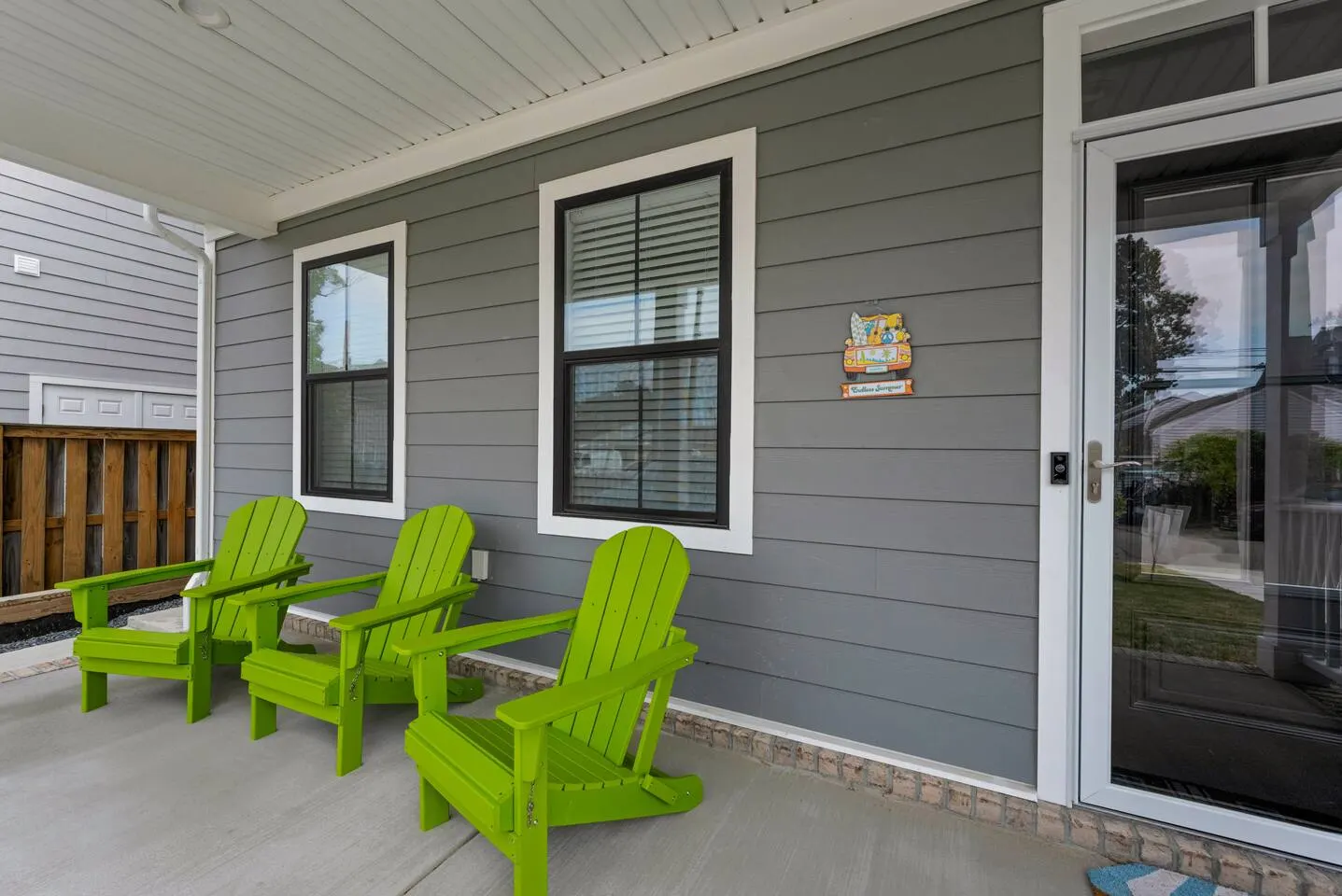ViBe District 4BR Pet Friendly + 30+ Nights 4