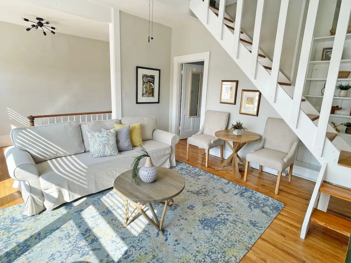 Mt Adams 2BR Deck River Views 3-min to Dtown 12