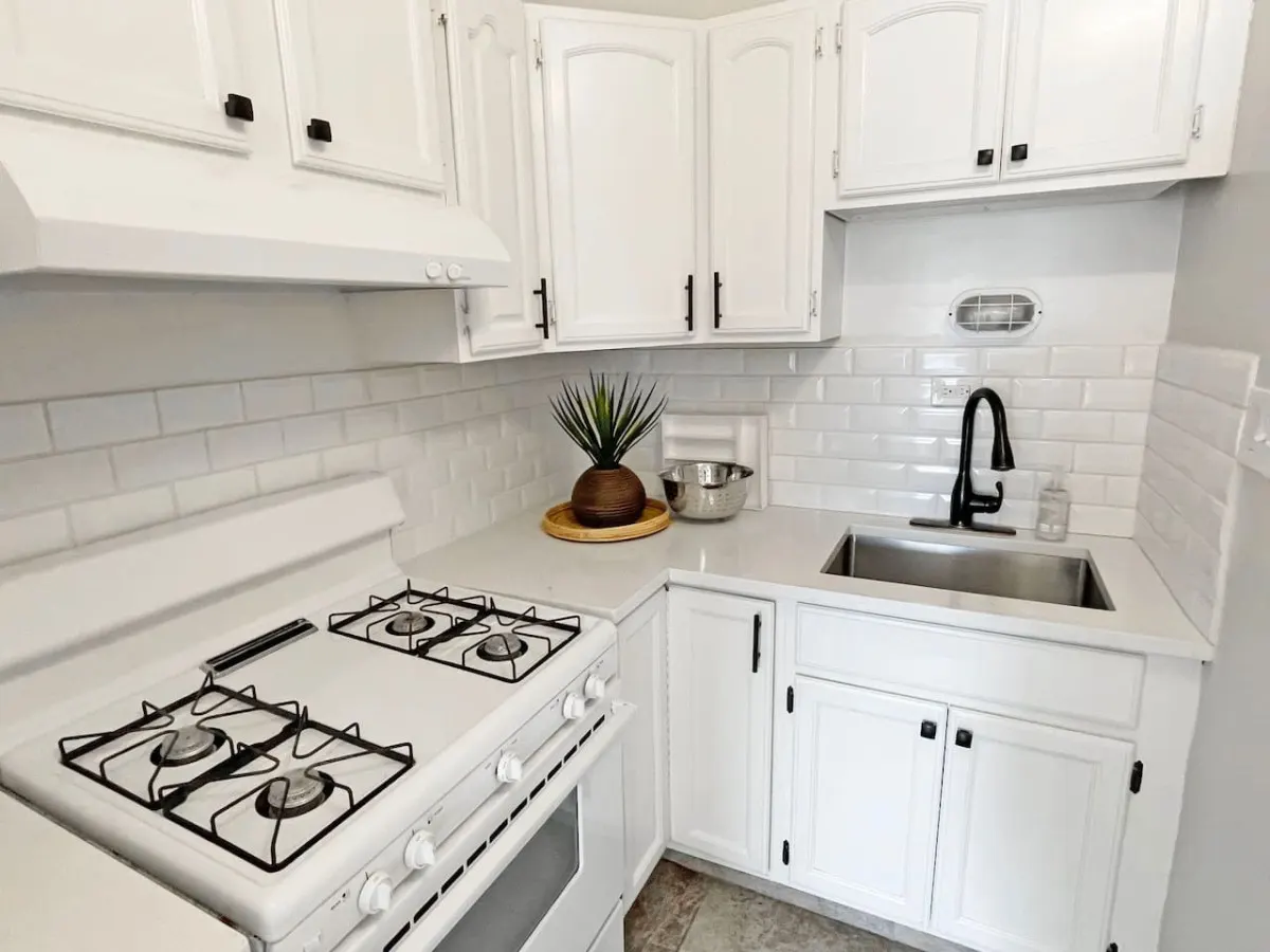 Mt Adams 2BR Deck River Views 3-min to Dtown 17