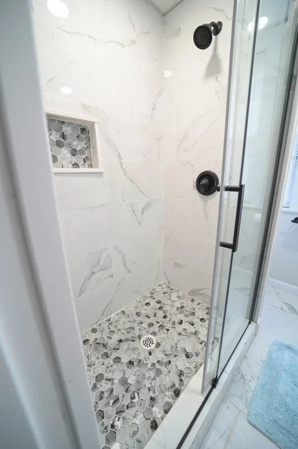 Compass Rose Historic Oneida Lakefront Condo 4 13