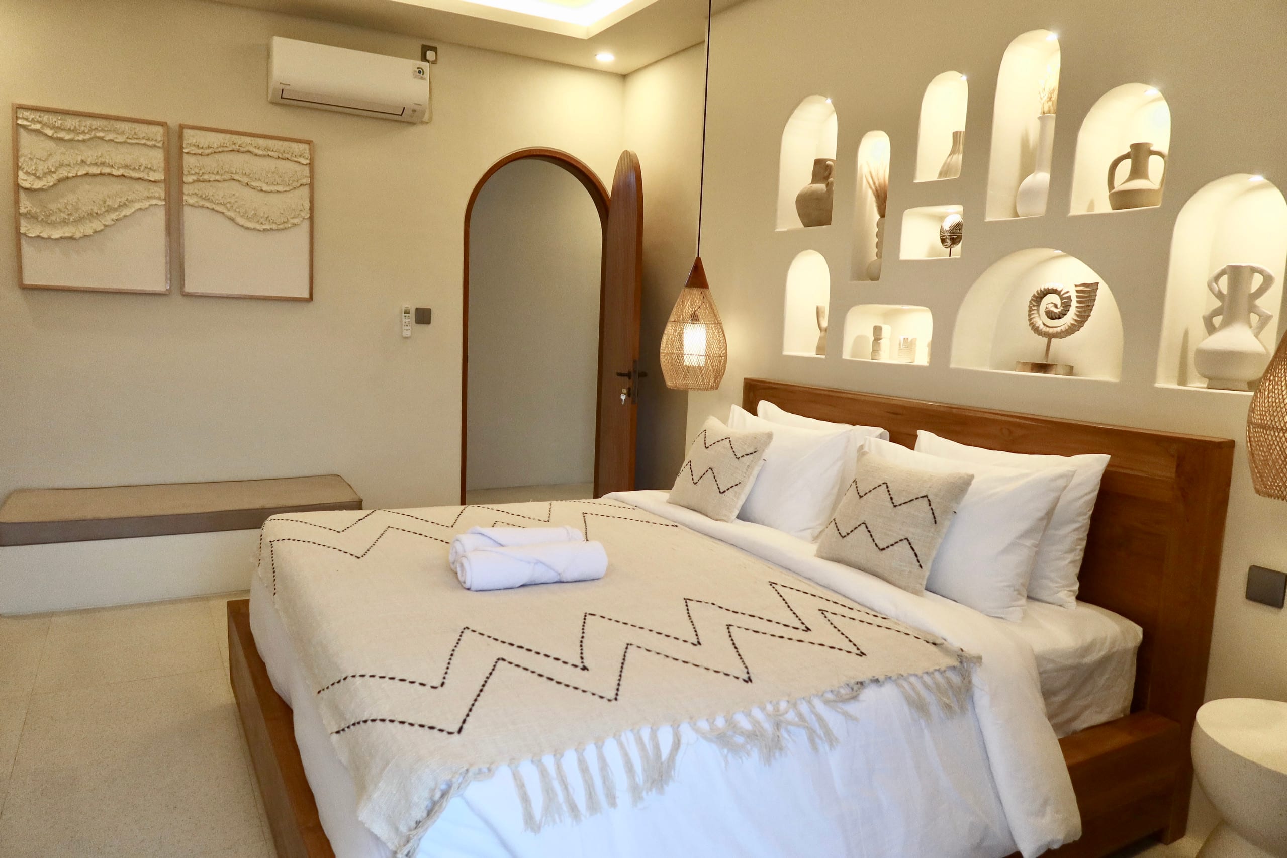 NEW! 2BR Villa on the edge of Berawa Beach Canggu 37