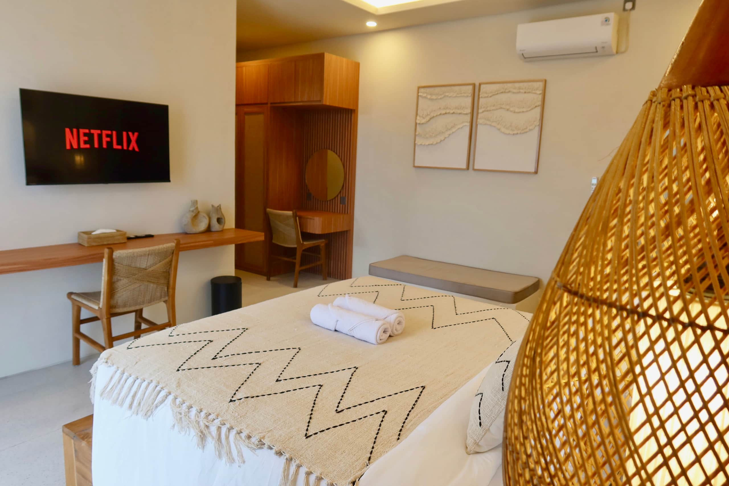 NEW! 2BR Villa on the edge of Berawa Beach Canggu 39