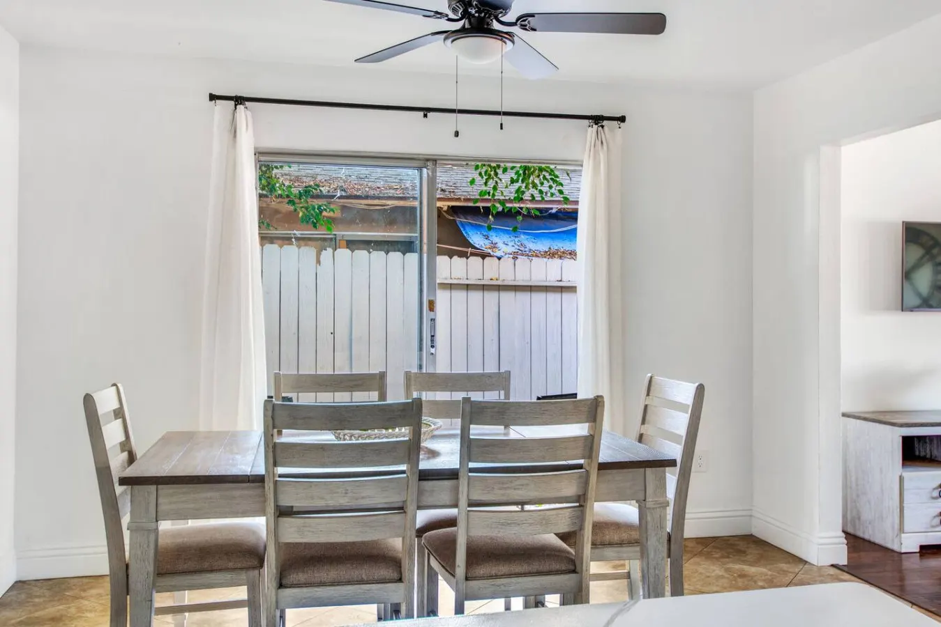 3Bed/2Bath Close To South Coast Plaza & Freeway 15
