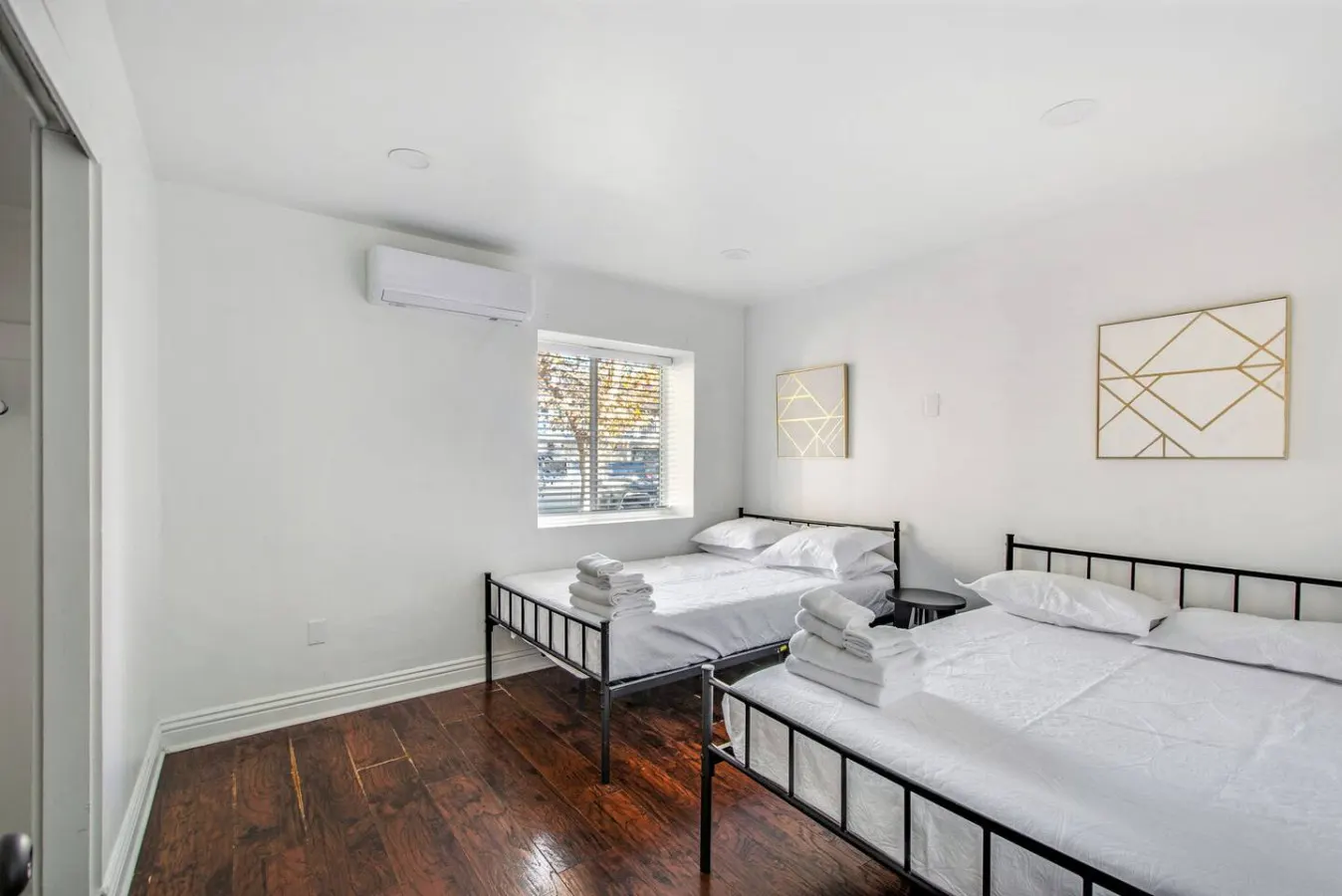 3Bed/2Bath Close To South Coast Plaza & Freeway 16