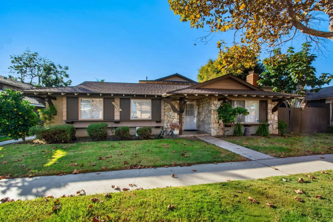 3Bed/2Bath | Close To South Coast Plaza & Freeway — photo 5