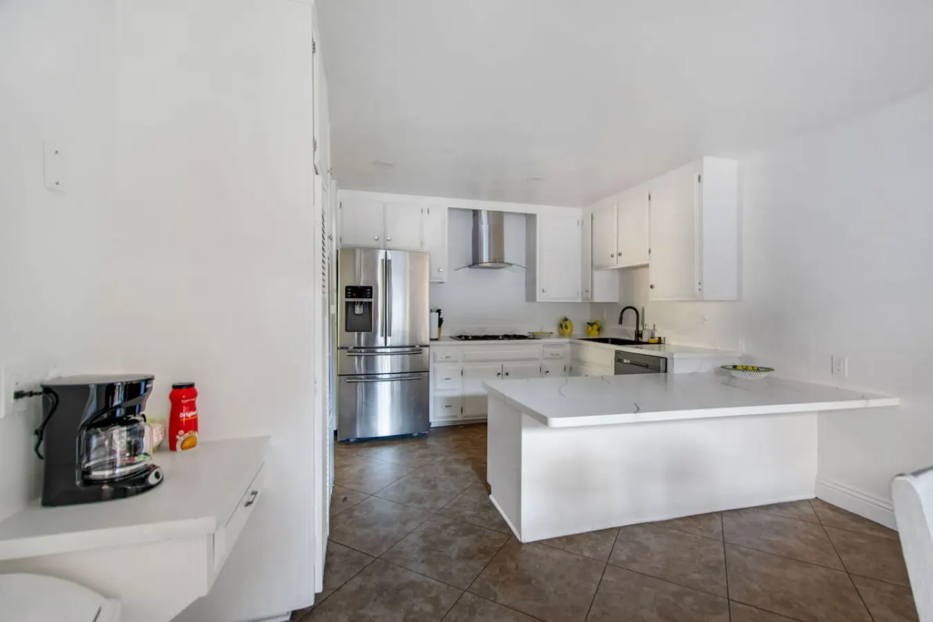 3Bed/2Bath Close To South Coast Plaza & Freeway 8