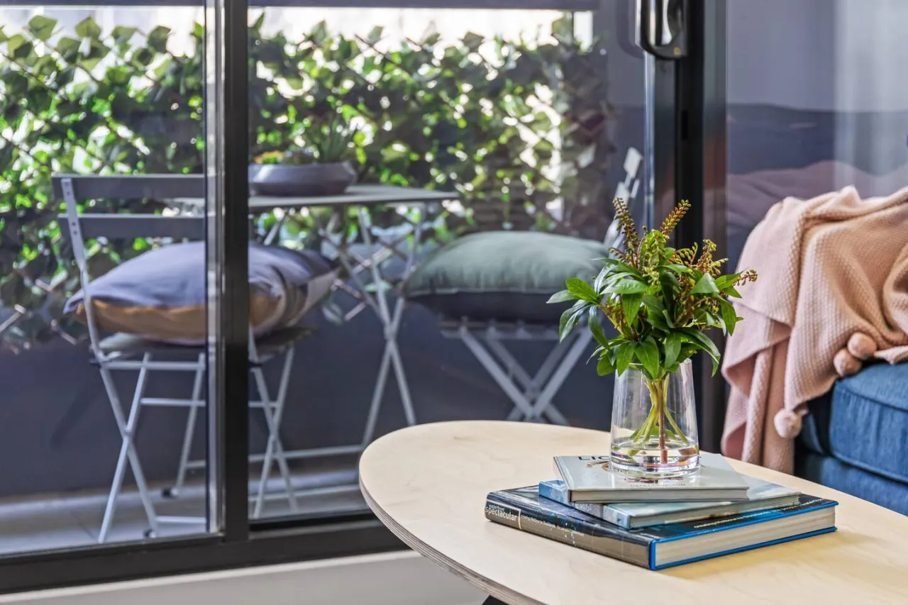 Anya - Spacious Resort Melbourne Apartment 9