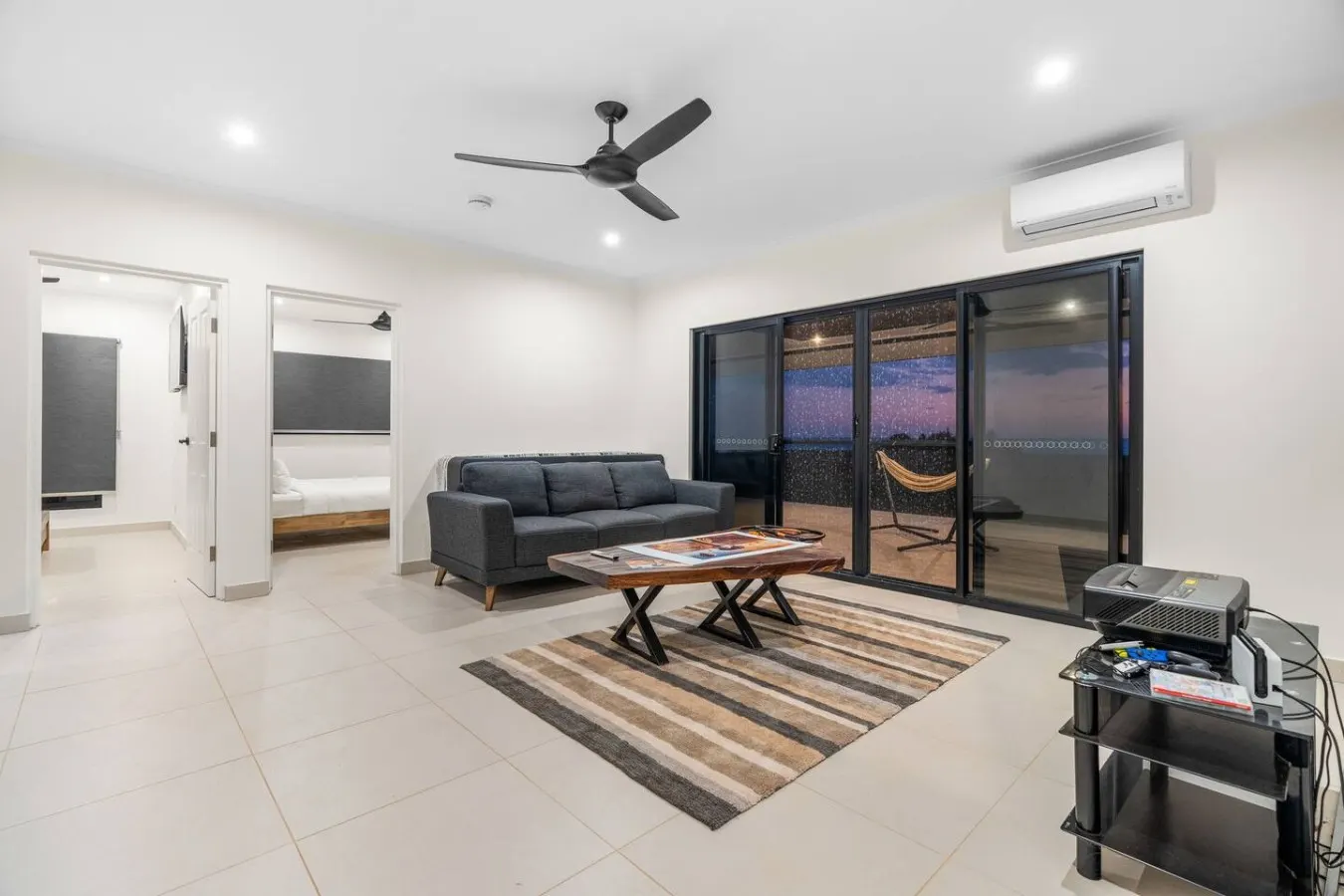 ZenLux Mermaid Sunsets: Beachfront Fishing Retreat 13