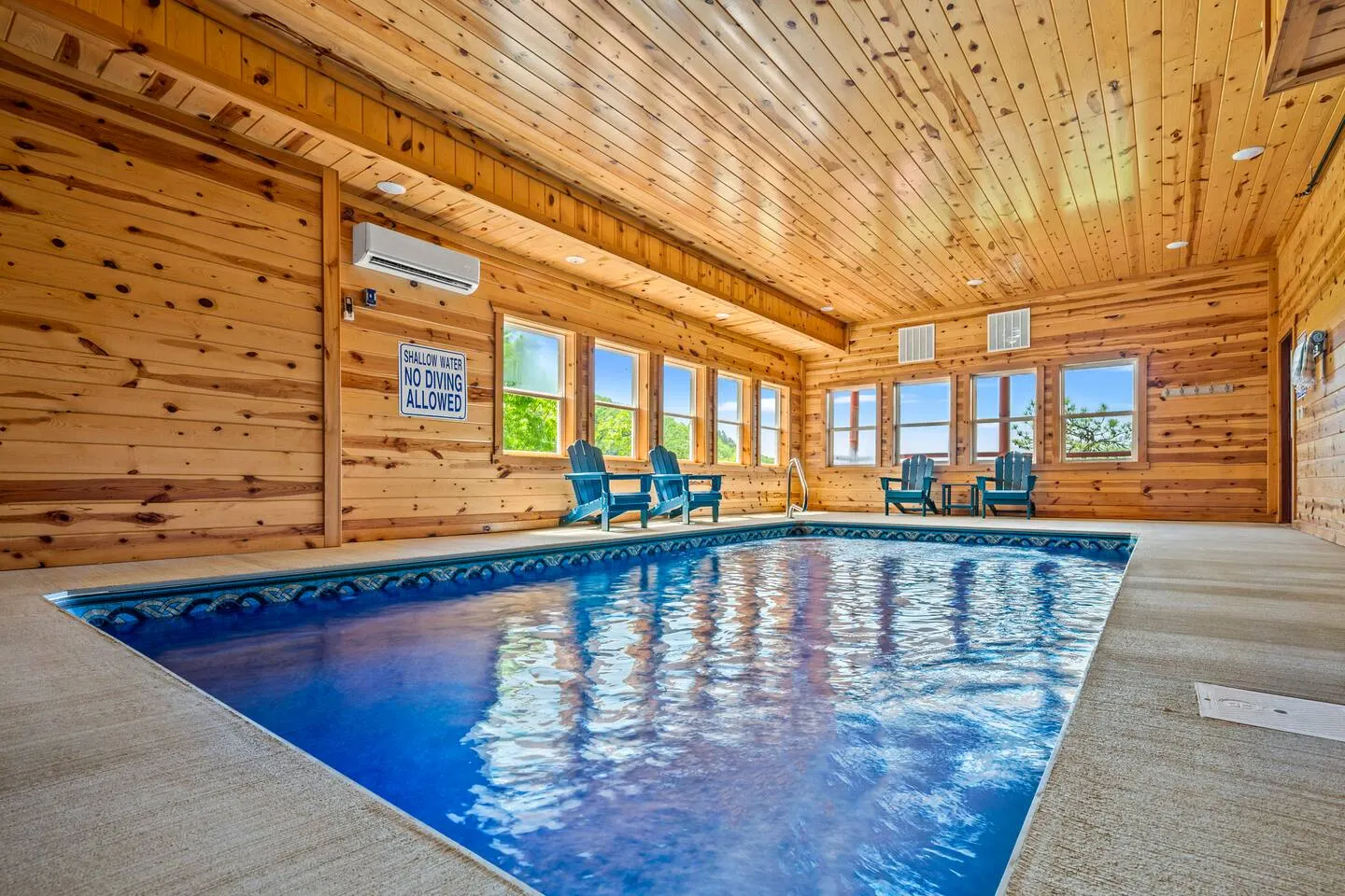 Smoky Mtn Cabin with Pool, Theater and 6 Suites 4