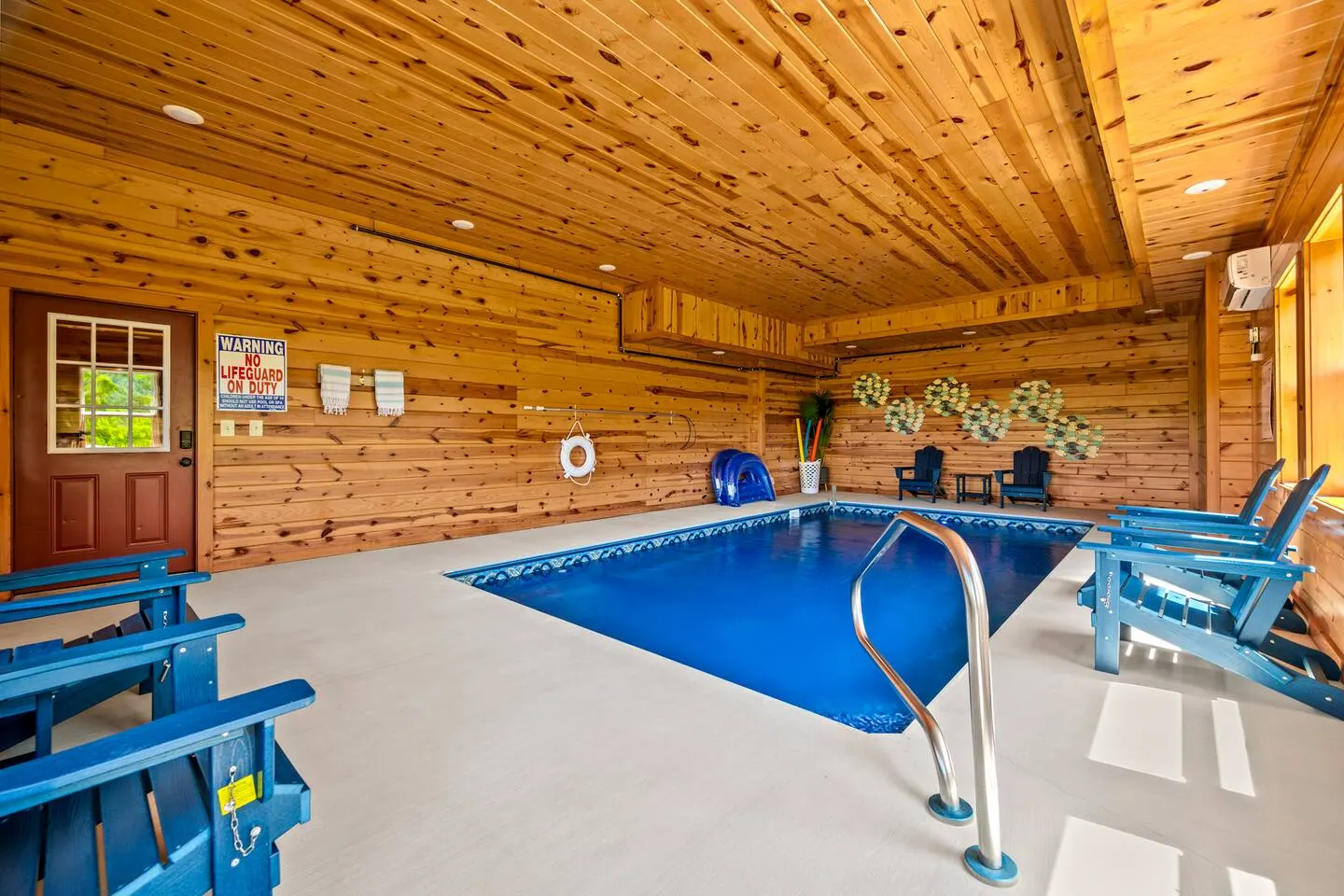 Smoky Mtn Cabin with Pool, Theater and 6 Suites 6