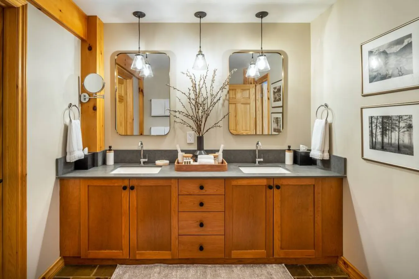 Prv Luxury Banff Hideaway - Family/Group + Hot Tub 13
