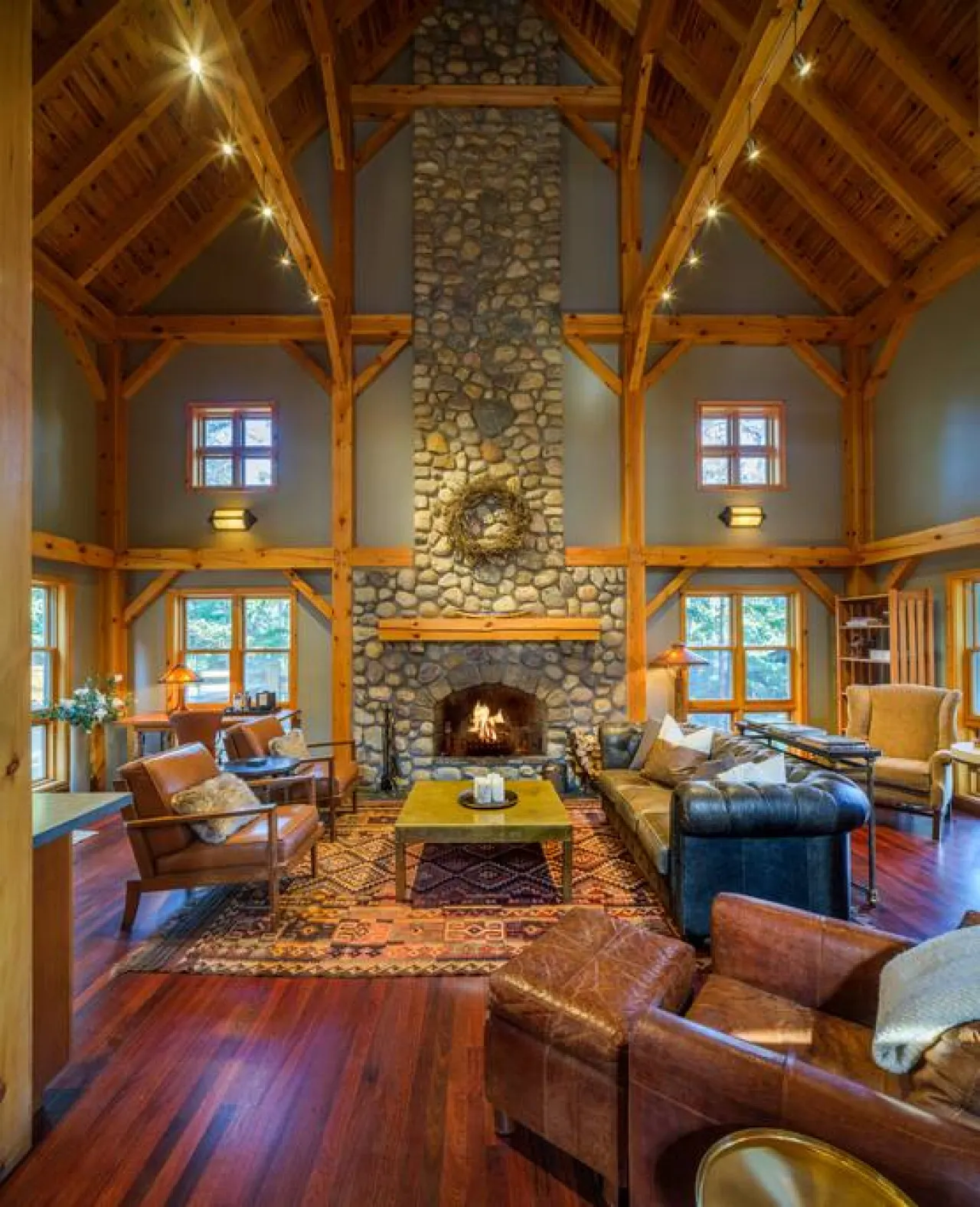 Prv Luxury Banff Hideaway - Family/Group + Hot Tub 14