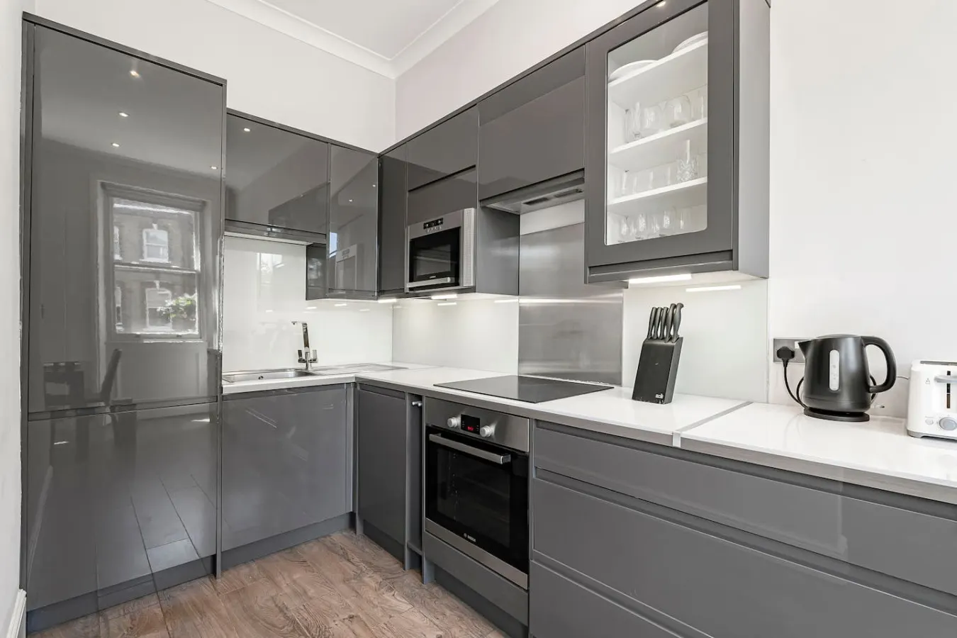 Stylish Kensington Home | Next To Earl’s Court — photo 3