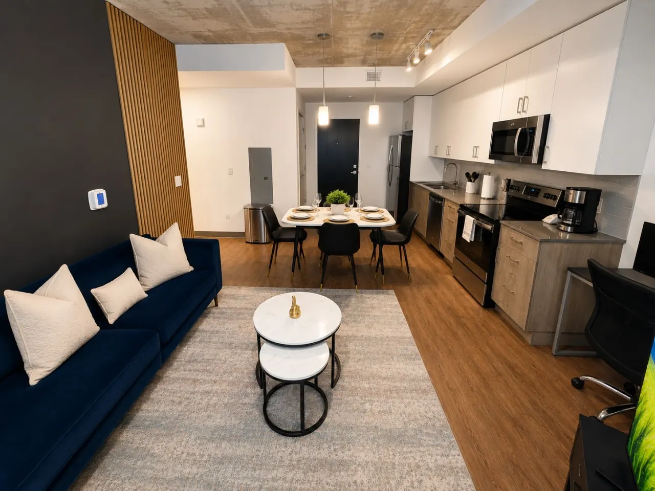 Chic 2BR Near UAB & Dining 86 2