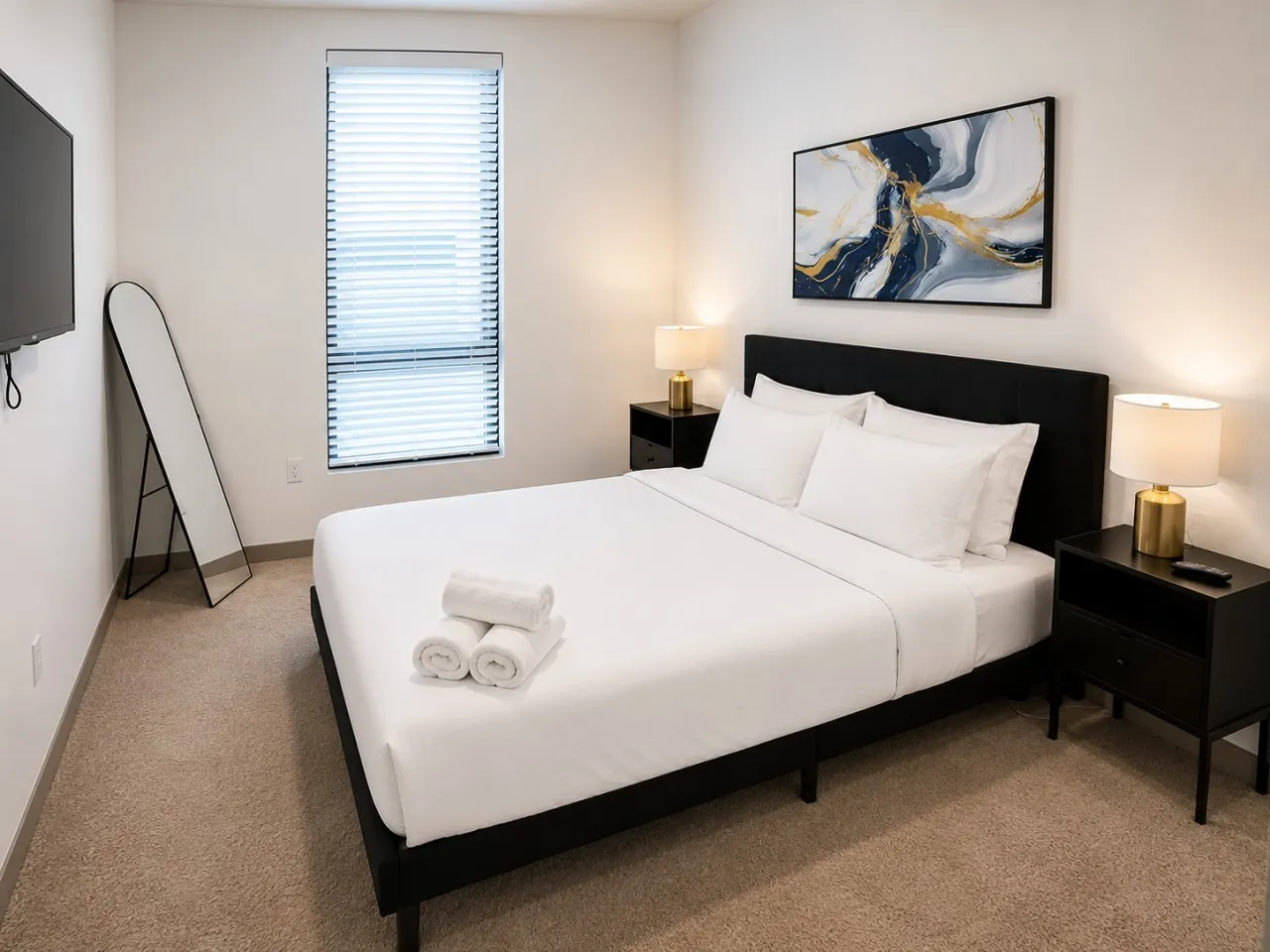 Chic 2BR Near UAB & Dining 86 9