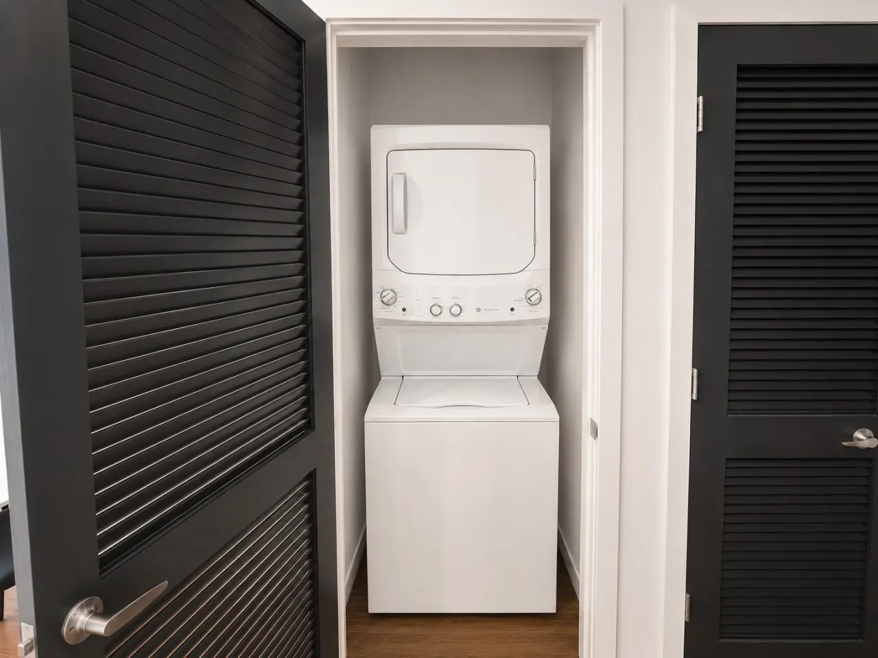 Chic 2BR Near UAB & Dining 86 17