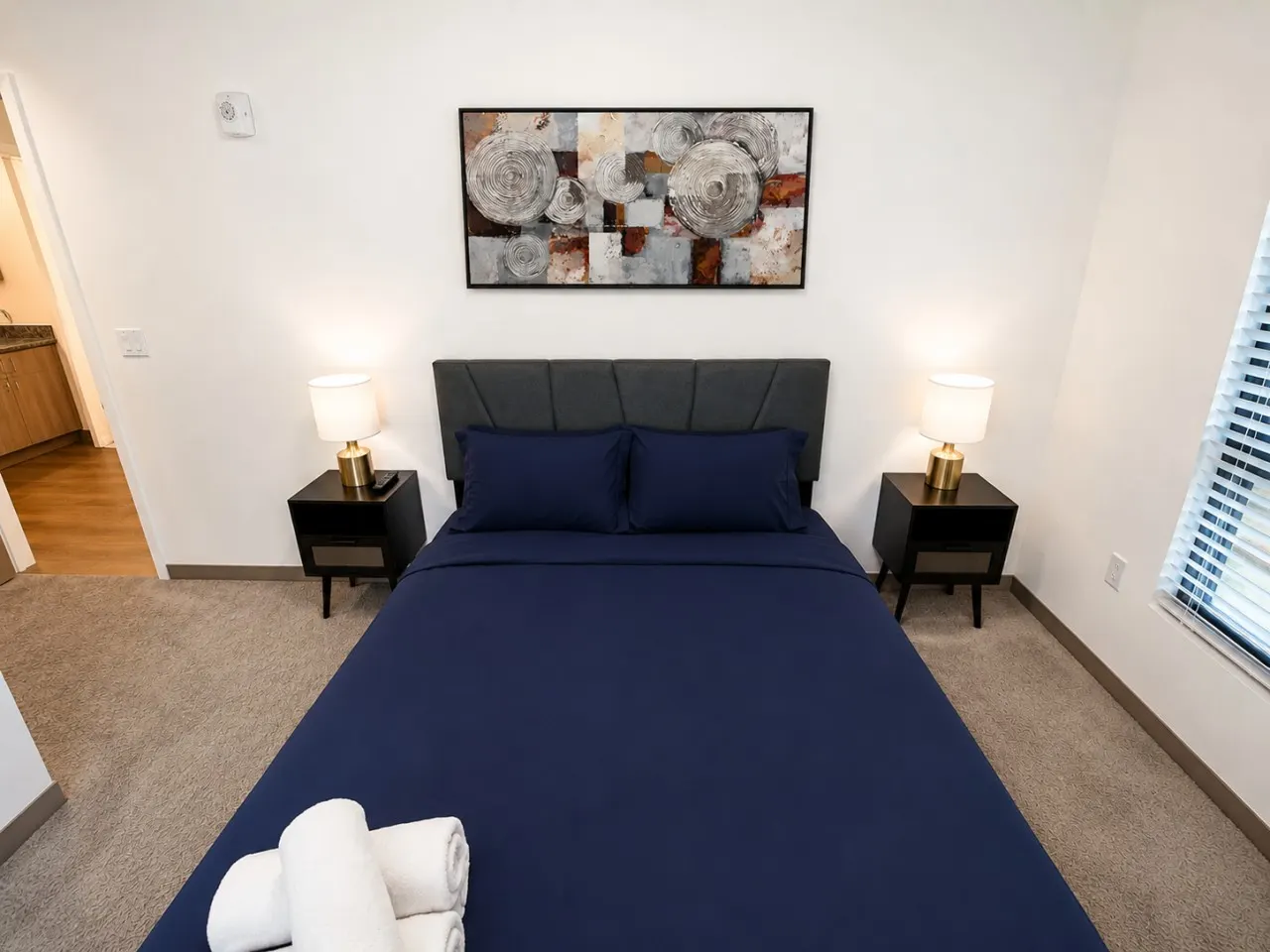 Chic 2BR Near UAB & Dining 86 7