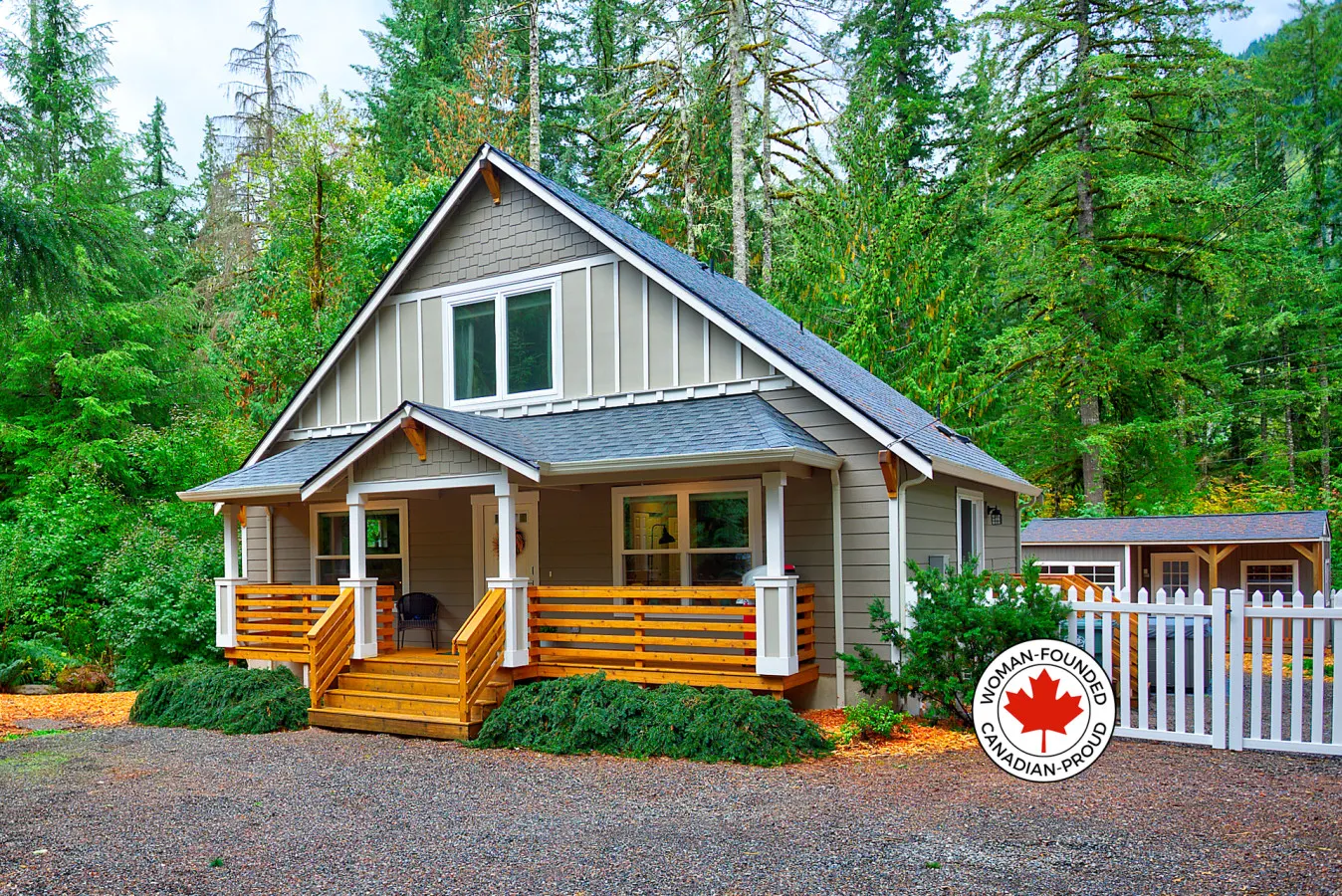 Cabin w/ Hot Tub, Fire Pit, Fenced Yard, Generator 2