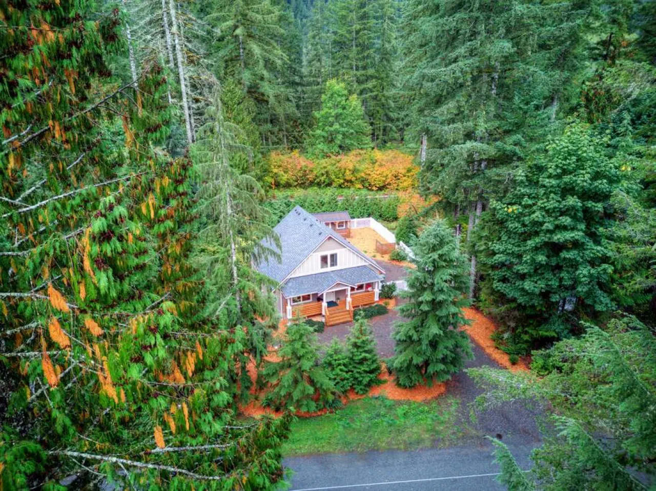 Cabin w/ Hot Tub, Fire Pit, Fenced Yard, Generator 13
