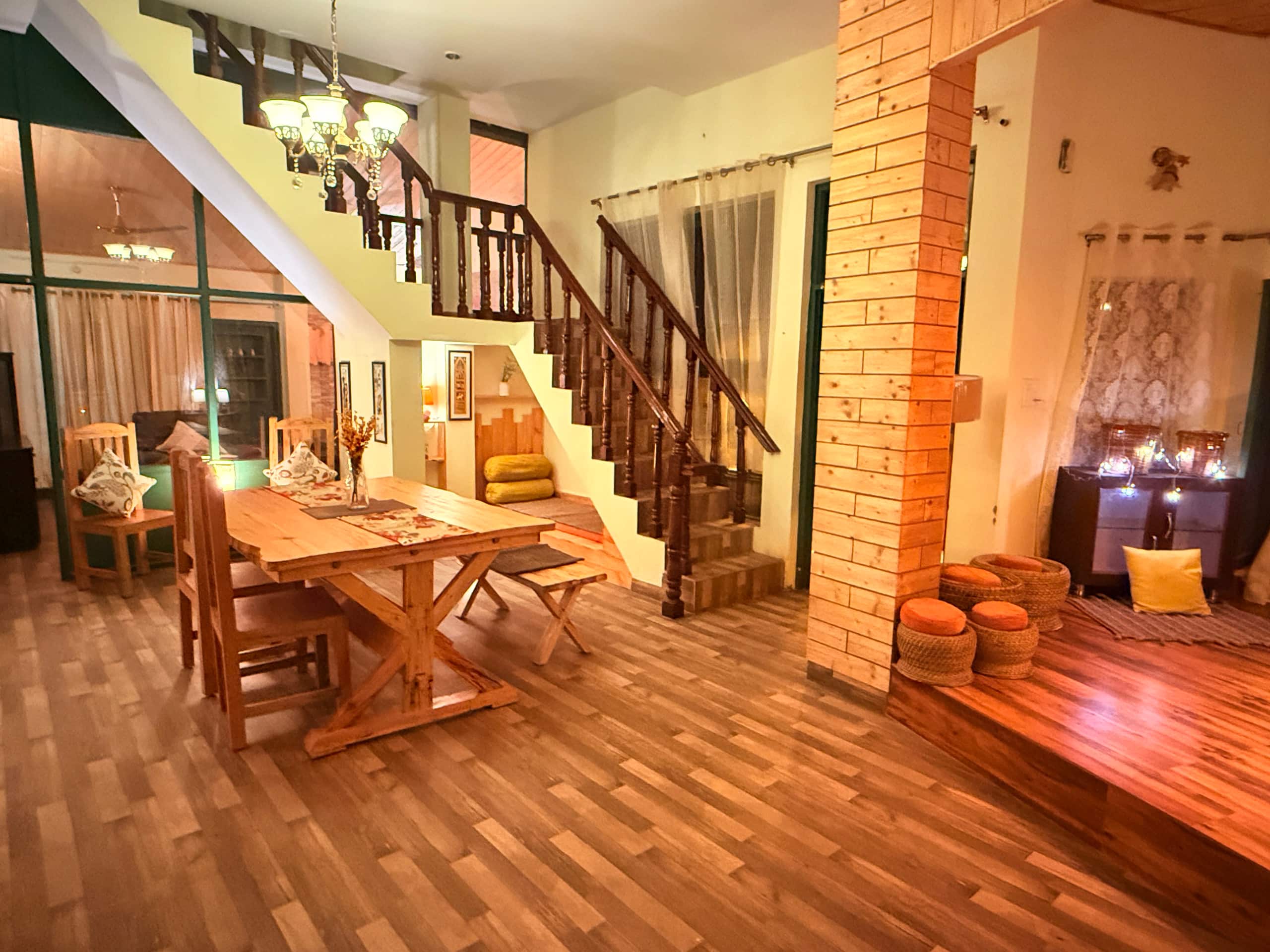 Frogs Bnb Aviator's Bungalow 1