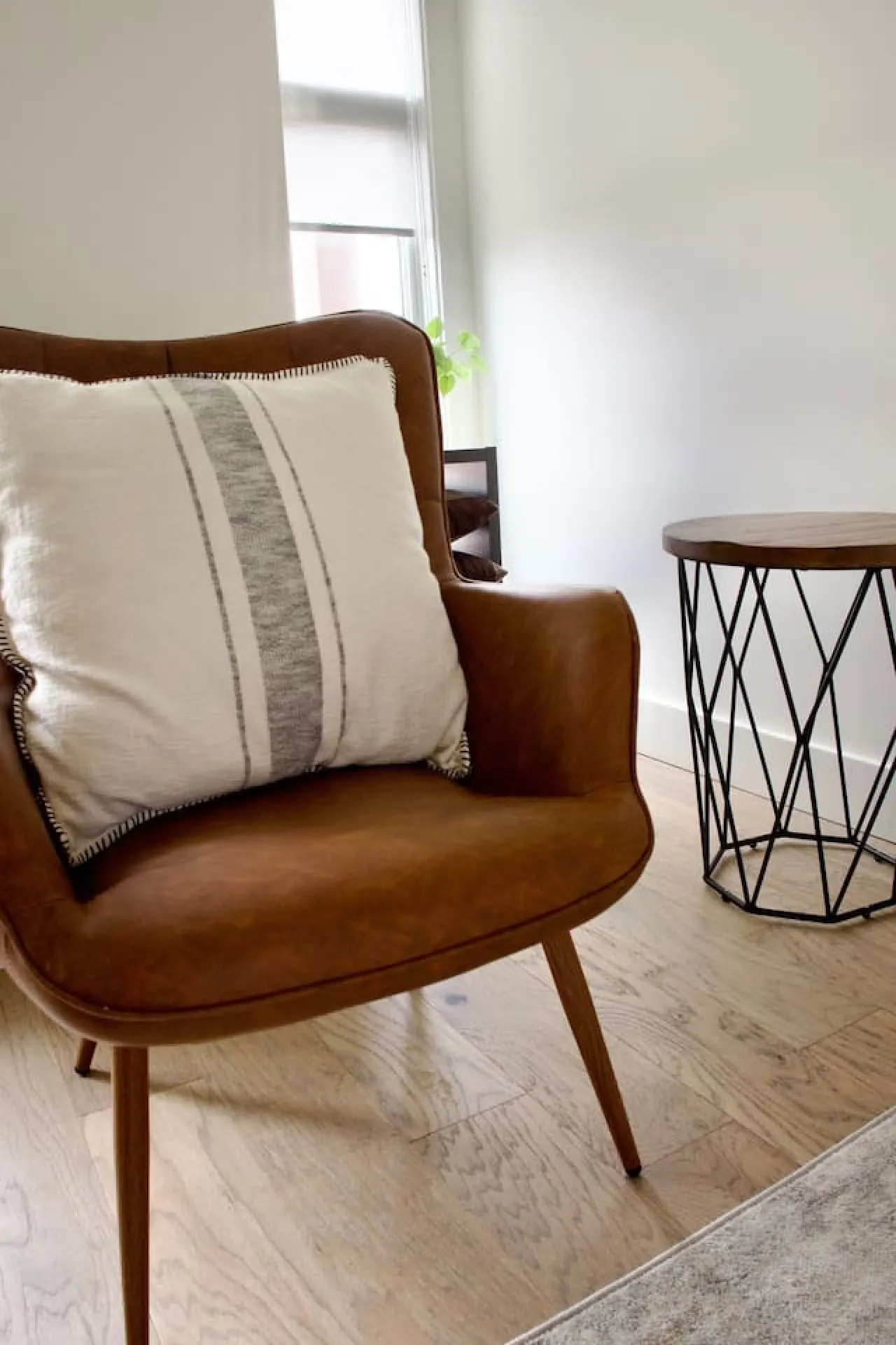 SoKno Townhome ~ Walk to Food & Drink + Riverfront 18