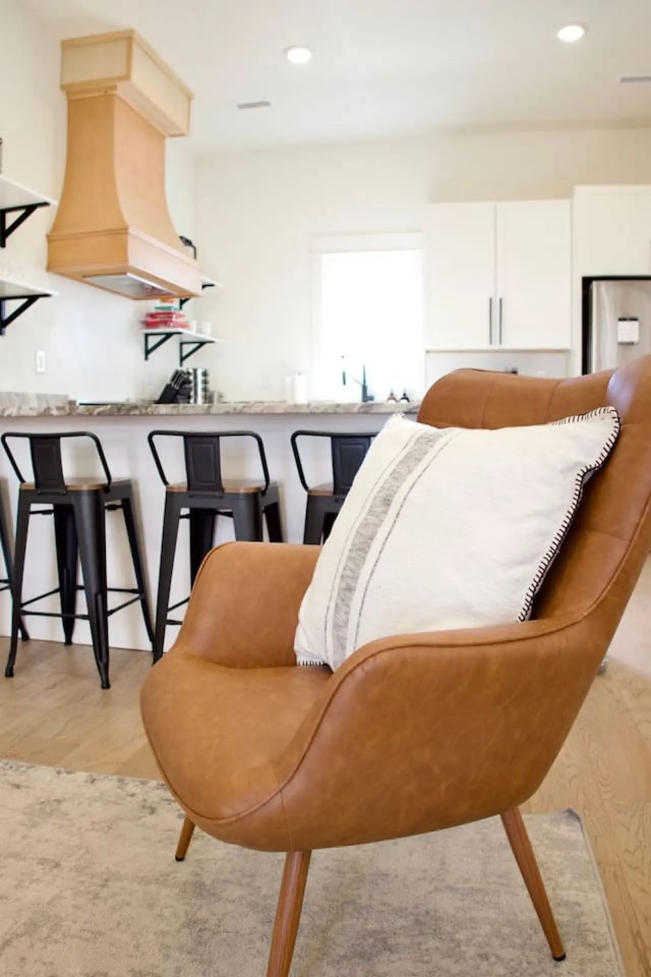 SoKno Townhome ~ Walk to Food & Drink + Riverfront 19