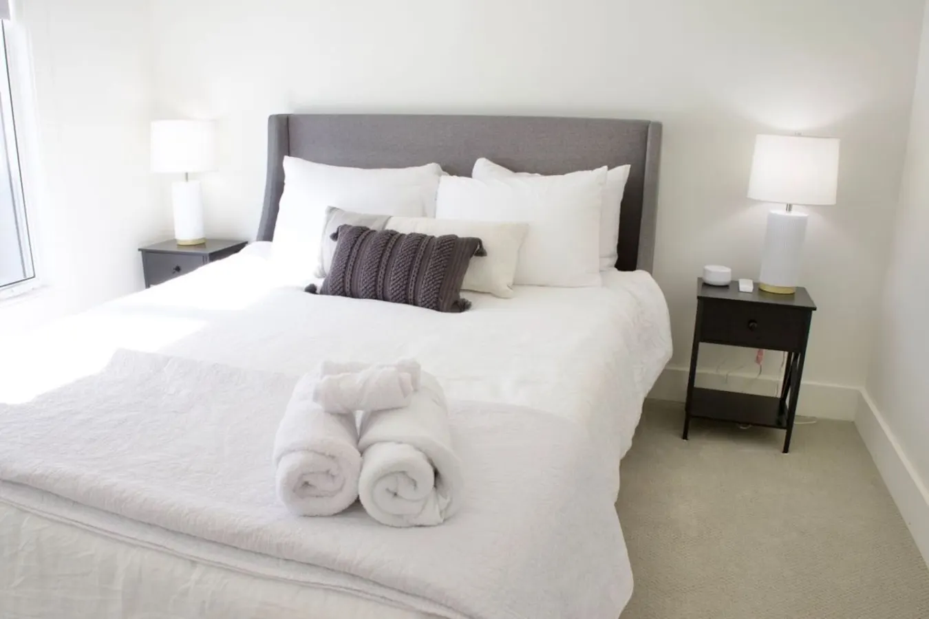 SoKno Townhome ~ Walk to Food & Drink + Riverfront 6