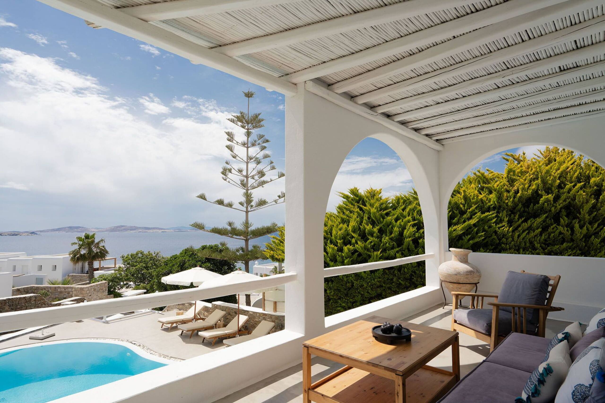 Villa Ioan with pool - My Rental Homes 16