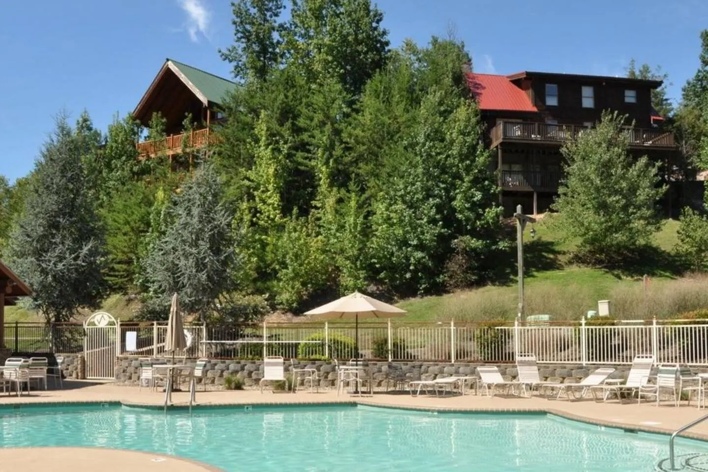 Kids Only Fun Floor + Indoor Pool Near Dollywood 9