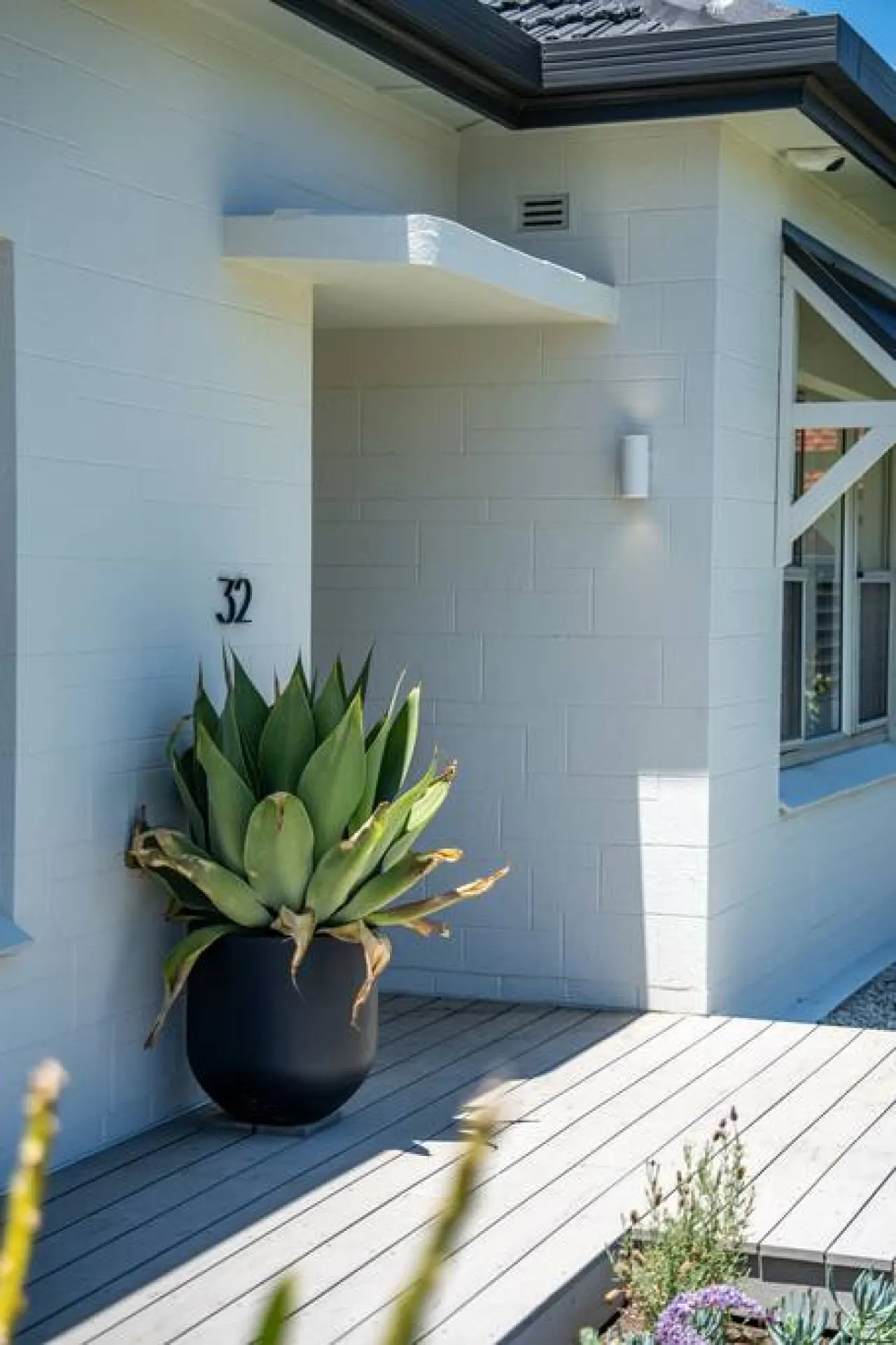 Seaside on Swan—Family Beachside Escape with Pool 8