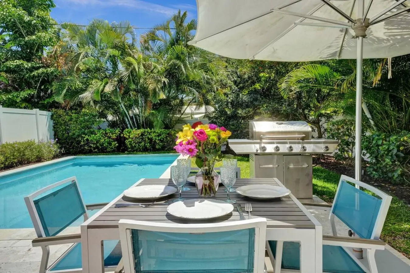 Monthly - 1210 Duplex - Romantic Retreat 2