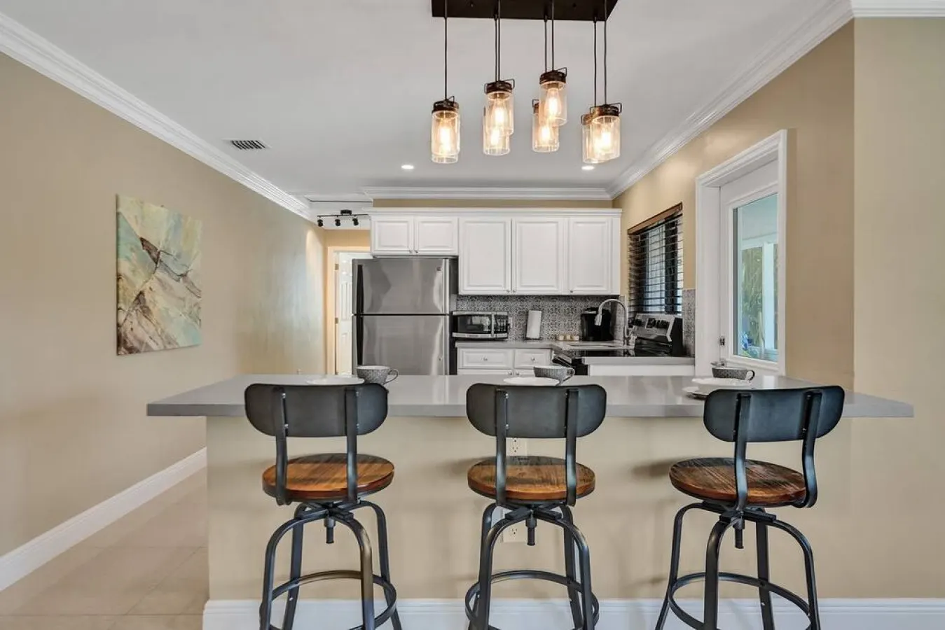 Monthly - 1210 Duplex - Romantic Retreat 4